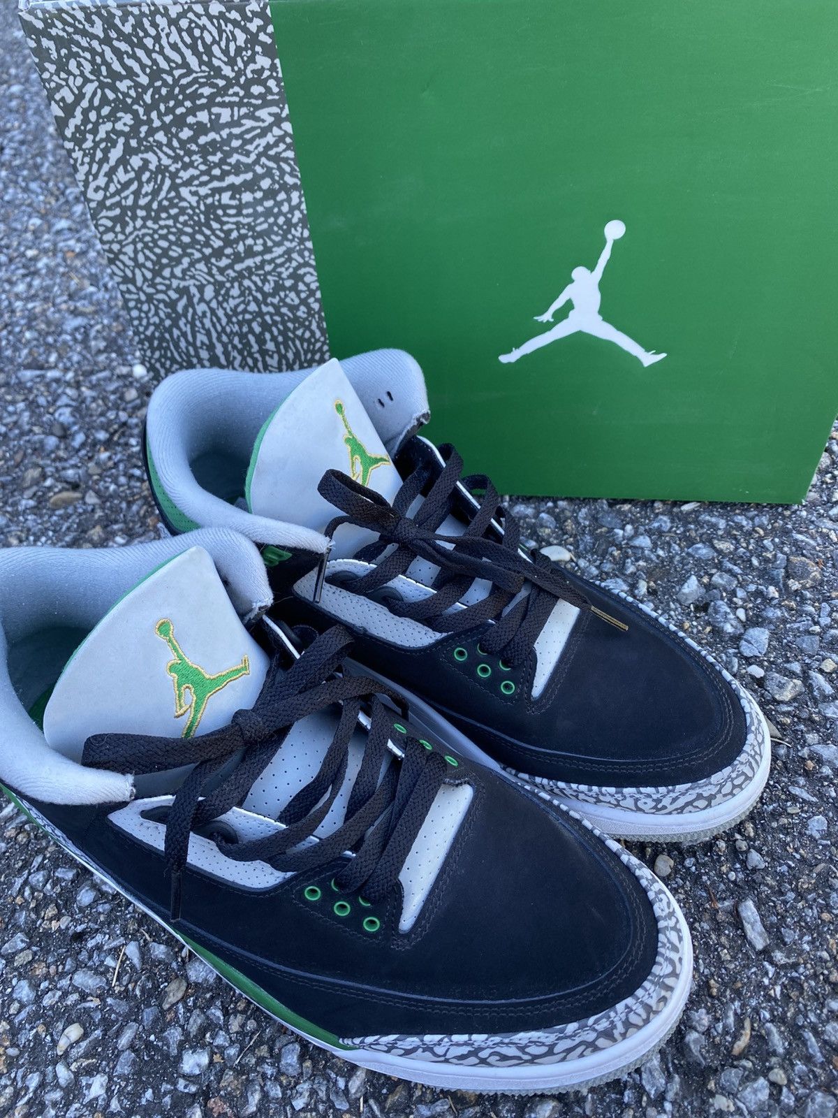 Jordan Brand Jordan 3 Pine Green, us11, eu45, streetwear, y2k, og,vintage Size US 11 / EU 44 - 3 Thumbnail