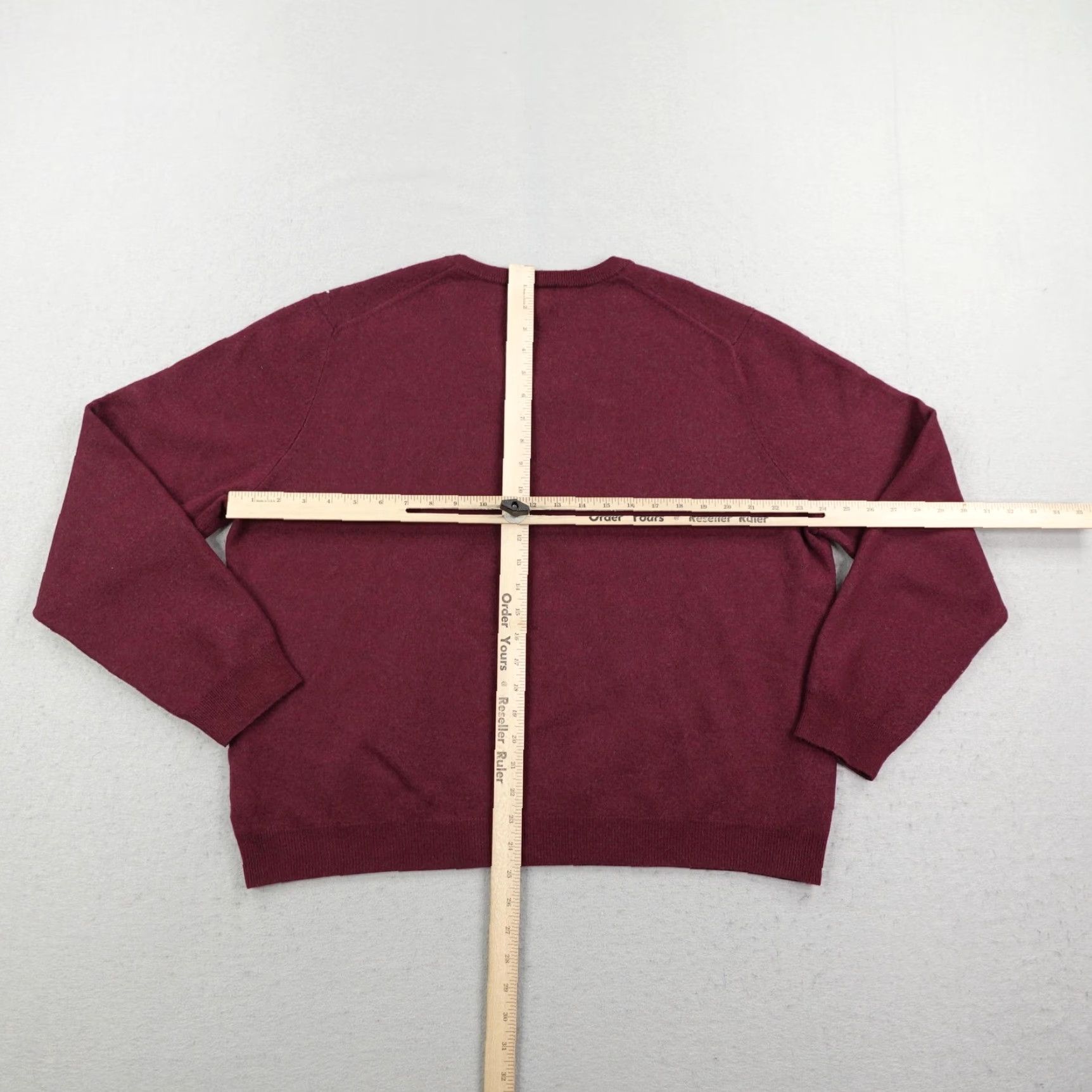 Brooks Brothers VINTAGE Brooks Brothers 346 Sweater Mens XL Burgundy Merino Wool Blend V-Neck Pullover Wool Blend Knit Solid Long Sleeve Mens XL Burgundy Size US XL / EU 56 / 4 - 4 Thumbnail