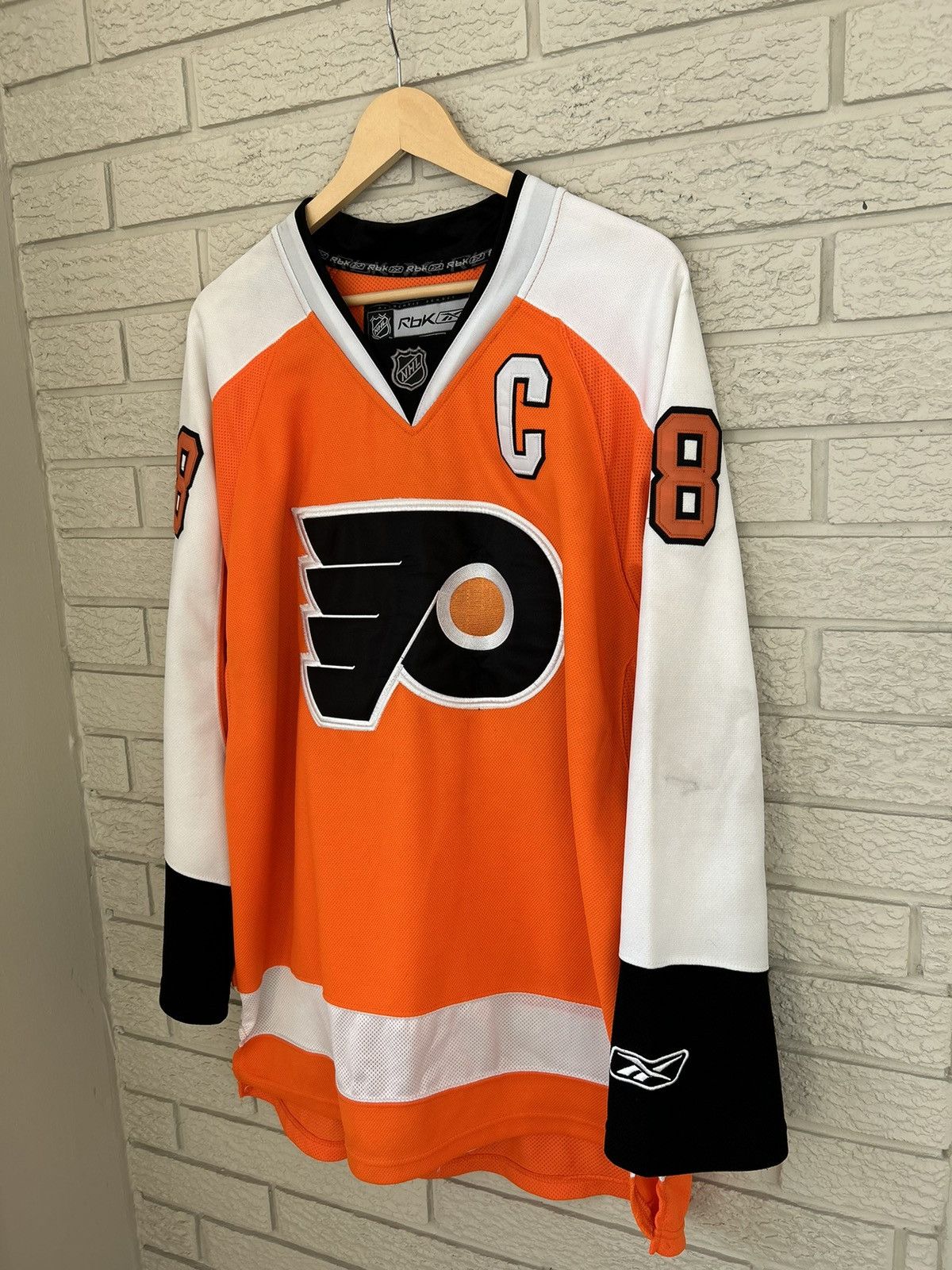 NHL Vintage Reebok Philadelphia Flyers Mike Richards Jersey Size US XL / EU 56 / 4 - 3 Thumbnail