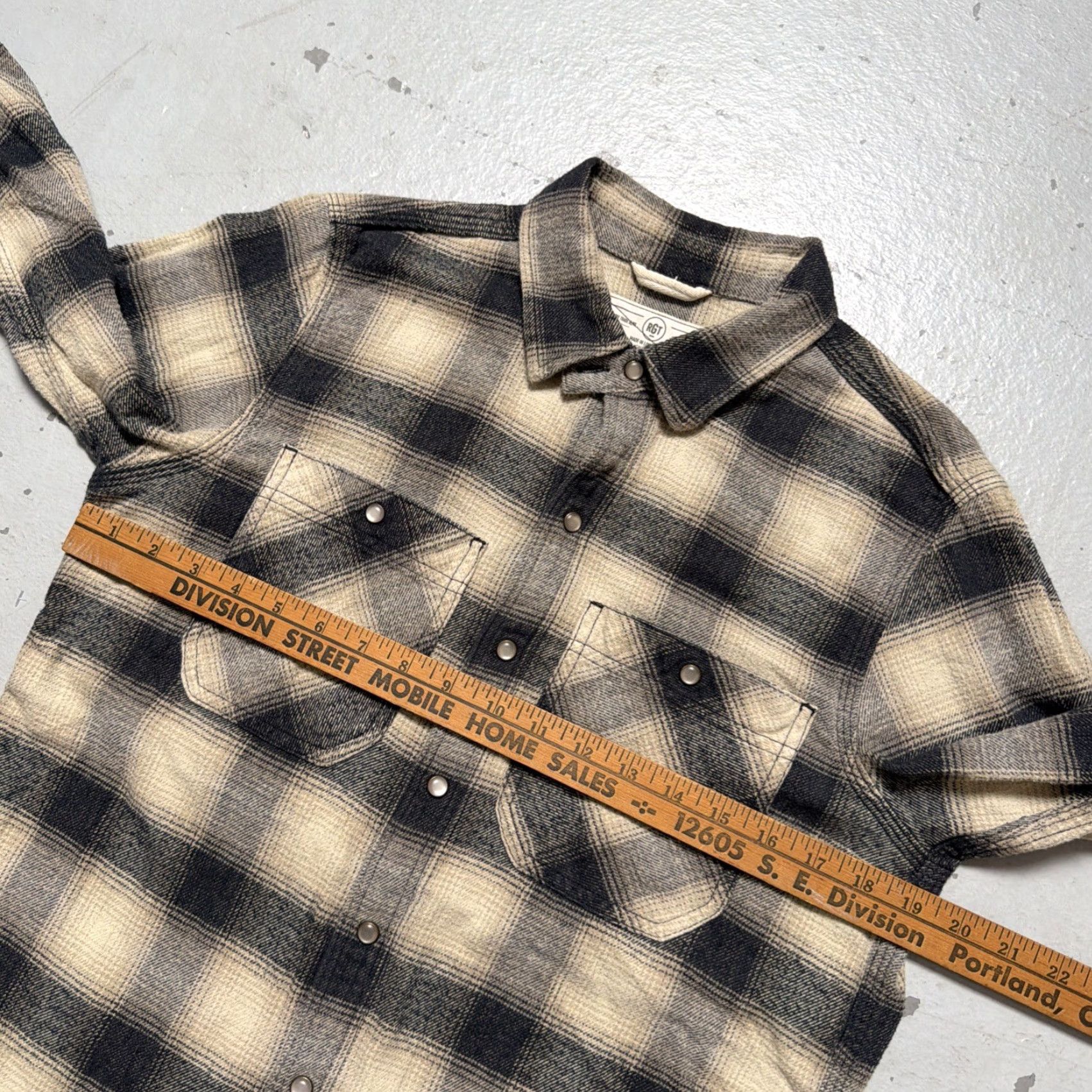 Rogue Territory Rogue Territory BM Brushed Plaid Snap Button Shirt Ombré Shadow Made USA M Shirt Mens Size US M / EU 48-50 / 2 - 2 Thumbnail