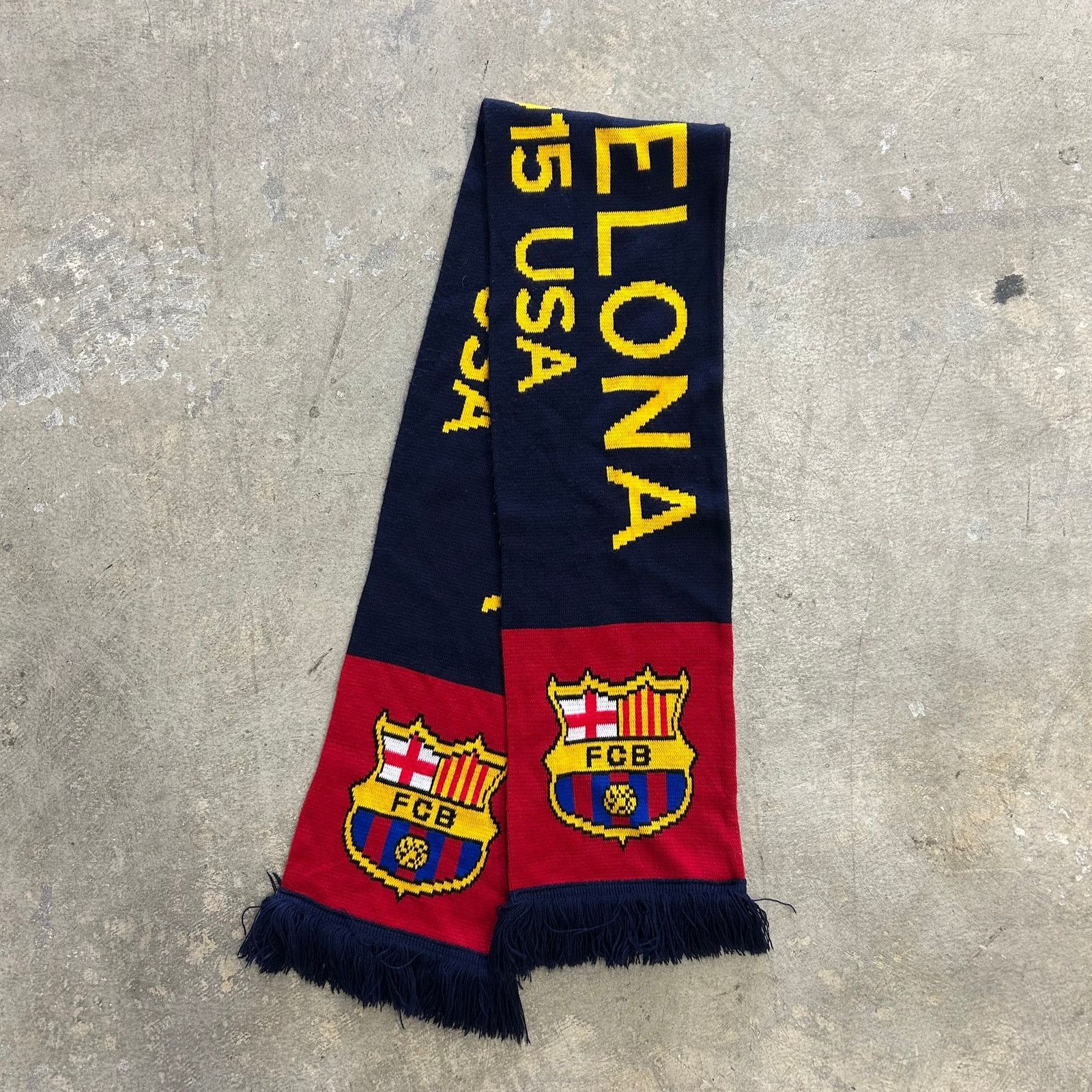 Chelsea Soccer Barcelona 2015 USA Tour Scarf Size 38 - 2 Thumbnail