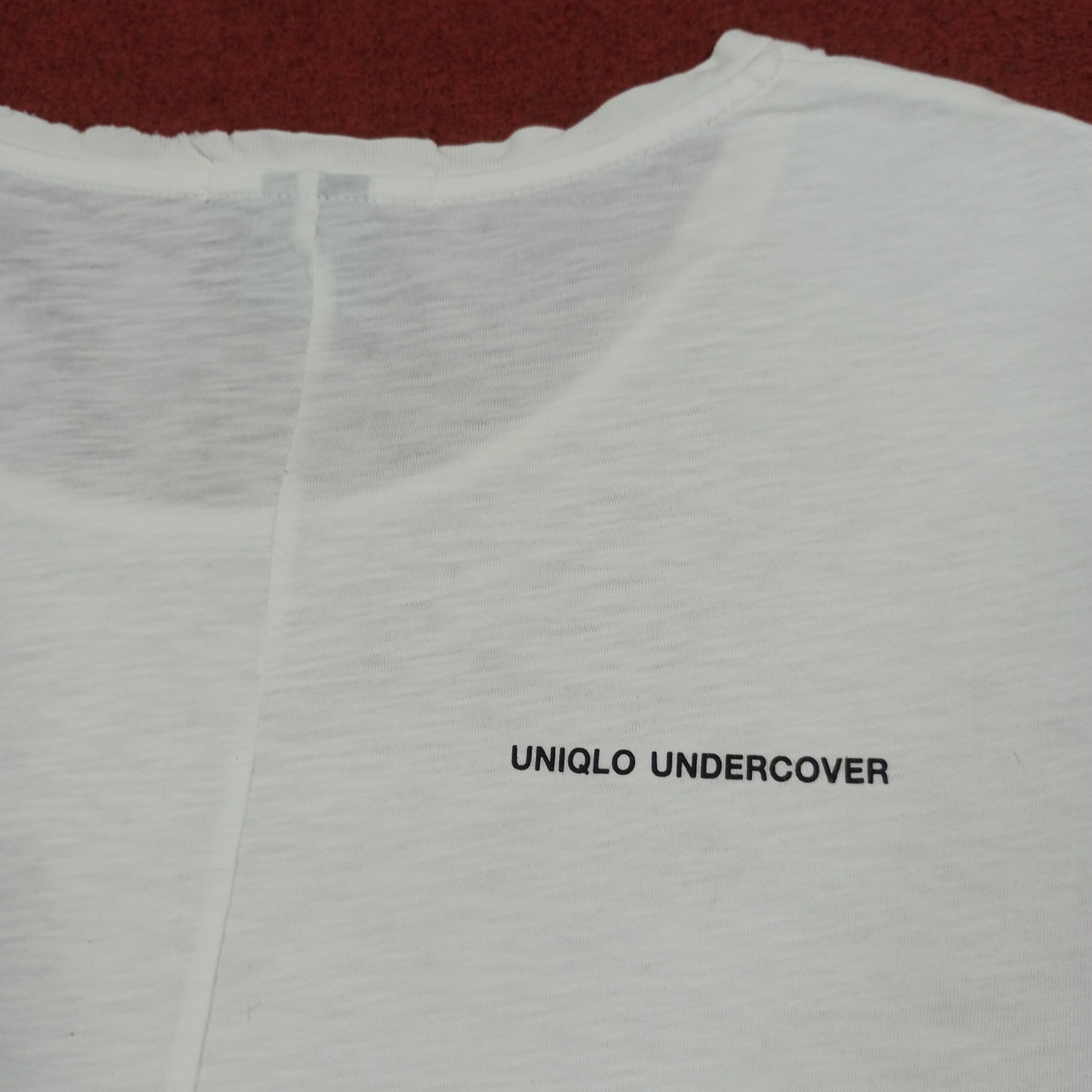 Undercover × Uniqlo Uniqlo Undercover X Mickey Mouse Japanese Brand Tshirt Size M / US 6-8 / IT 42-44 - 4 Thumbnail
