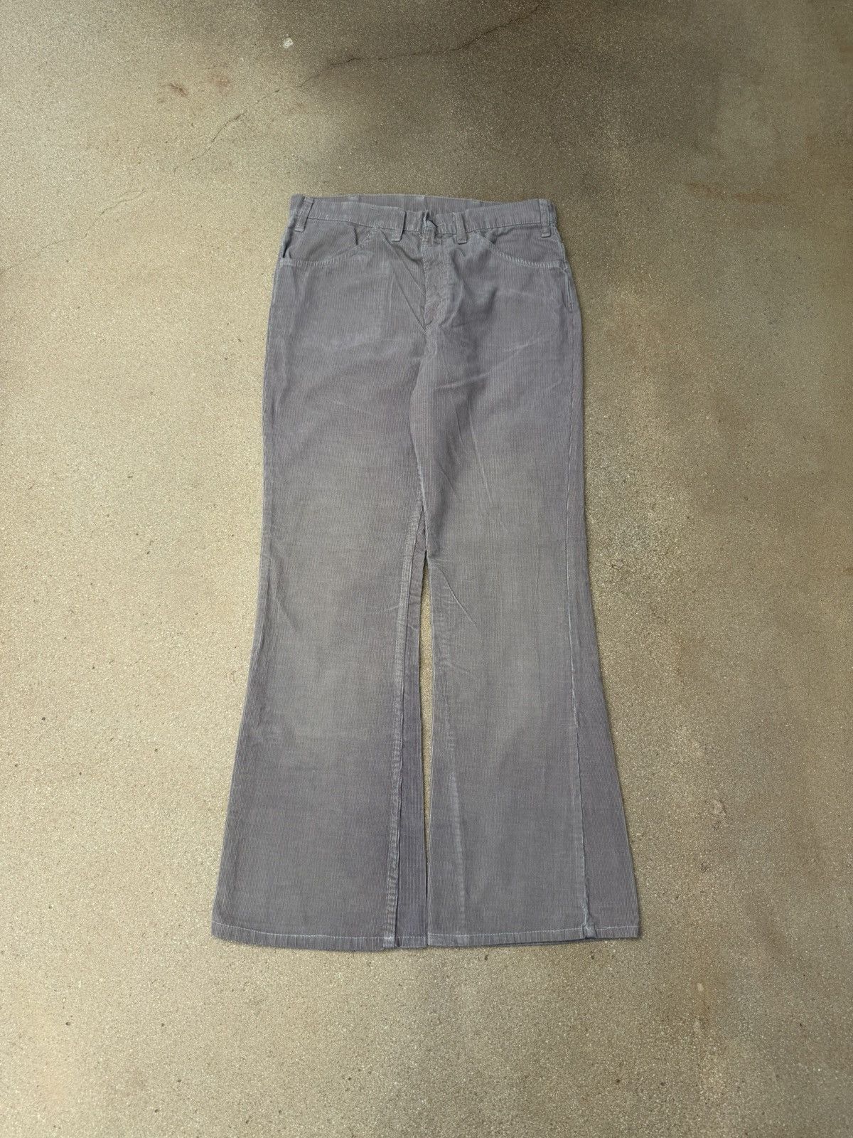 Levi's Vtg 80’s Levi’s 646 Bellbottom Flare Corduroy Pants 32x30 Size US 32 / EU 48 - 1 Thumbnail
