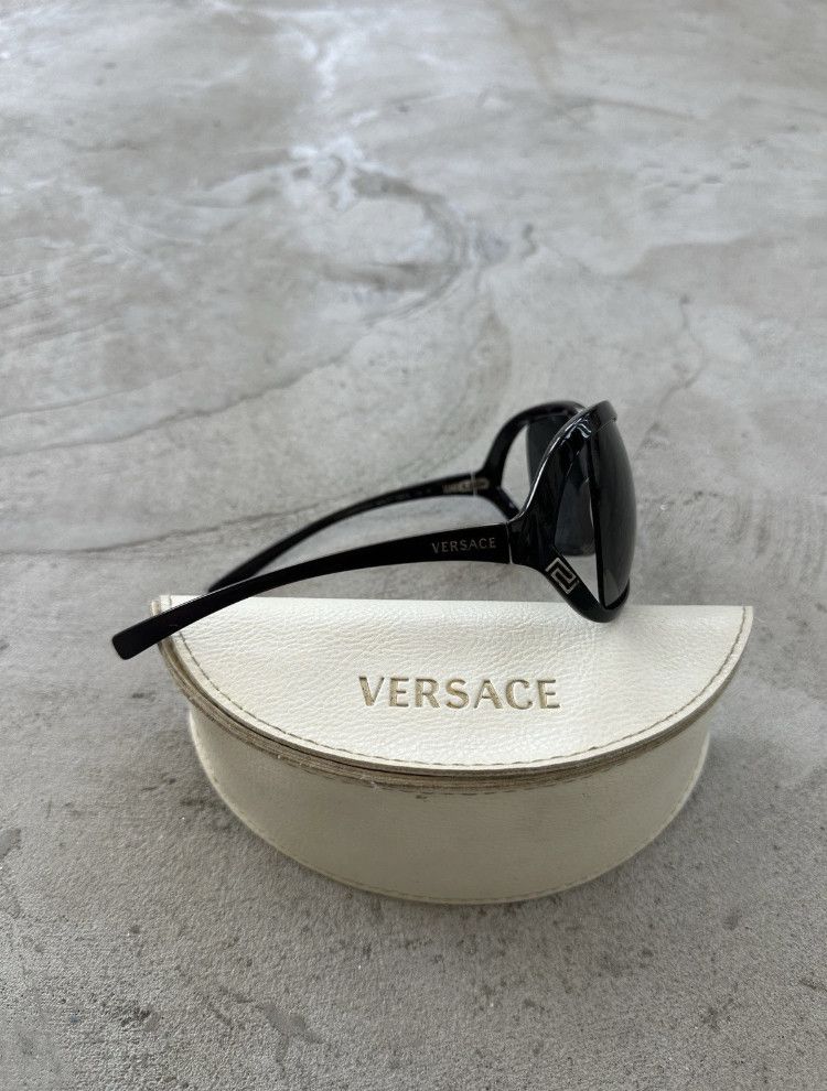 Versace Vintage Sunglasses Versace Metal Logo Women’s Size ONE SIZE - 3 Thumbnail