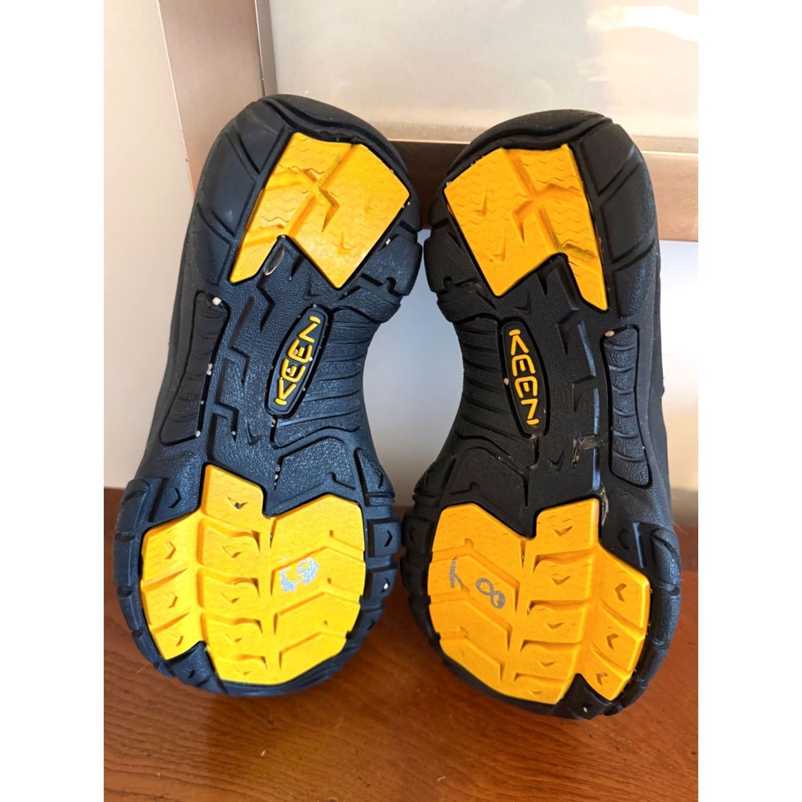 KEEN KEEN Newport Mens Waterproof Sandals Bison Leather Sz 8 Excellent Used Condition Size ONE SIZE - 7 Thumbnail