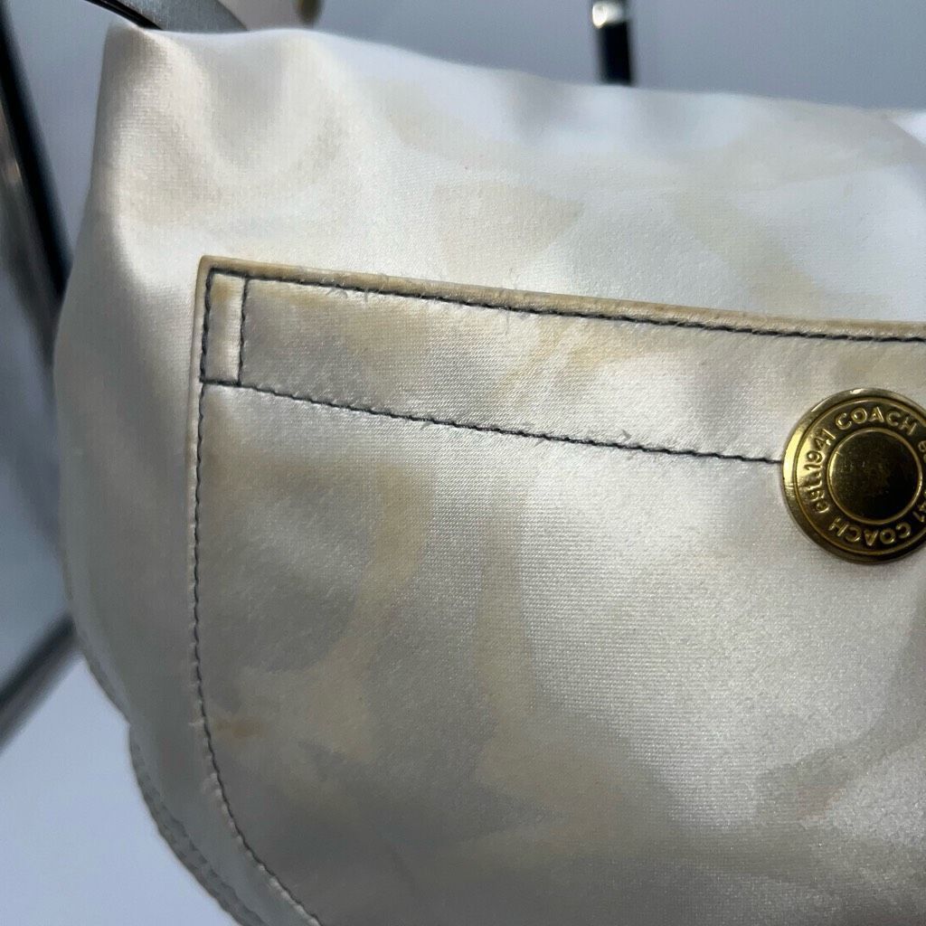 Coach Coach Vintage Ivory on White Signature Hobo Bag Size ONE SIZE - 4 Thumbnail