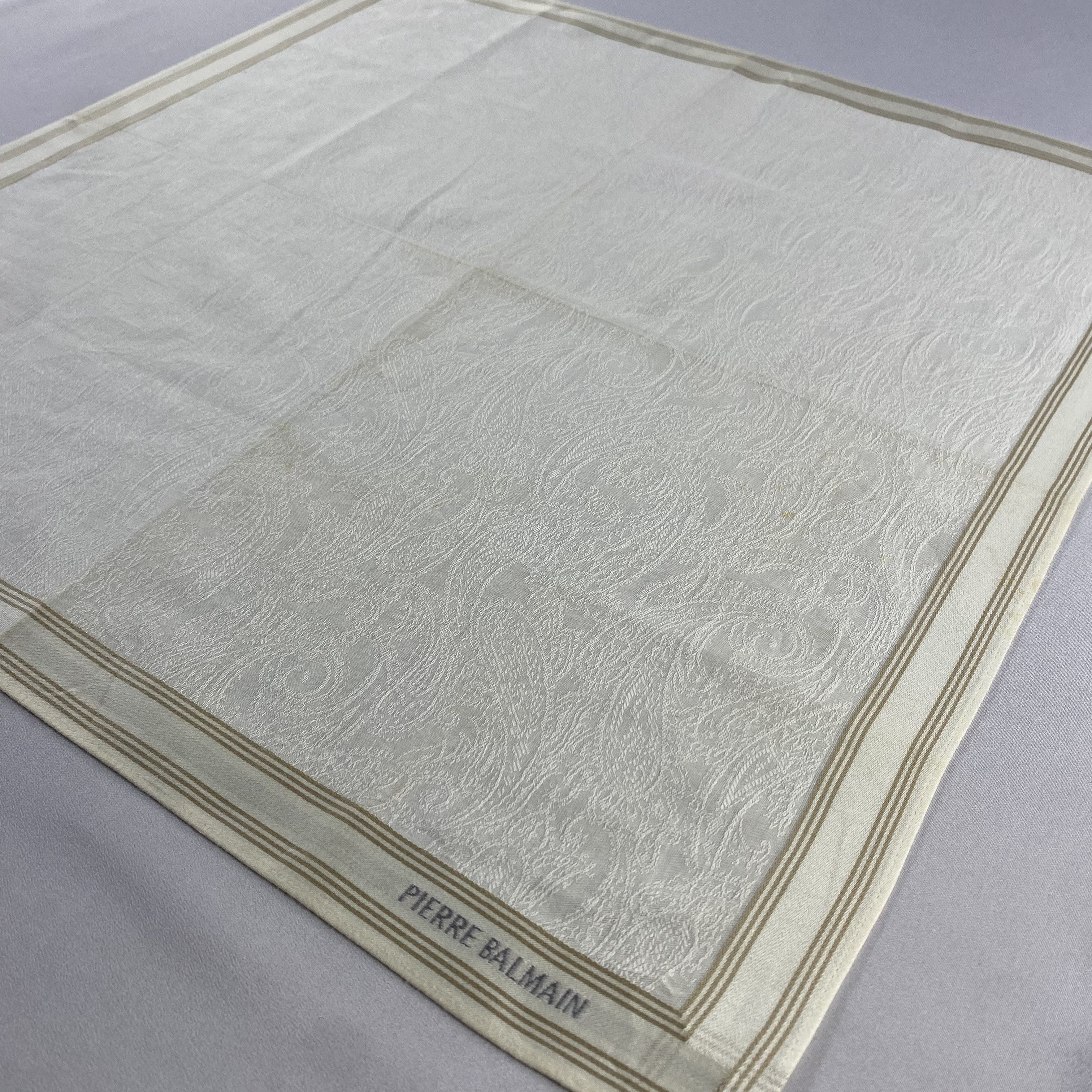 Pierre Balmain × Vintage Pierre Balmain Bandana/ Handkerchief / Neckerchief-P1576 Size ONE SIZE - 2 Thumbnail