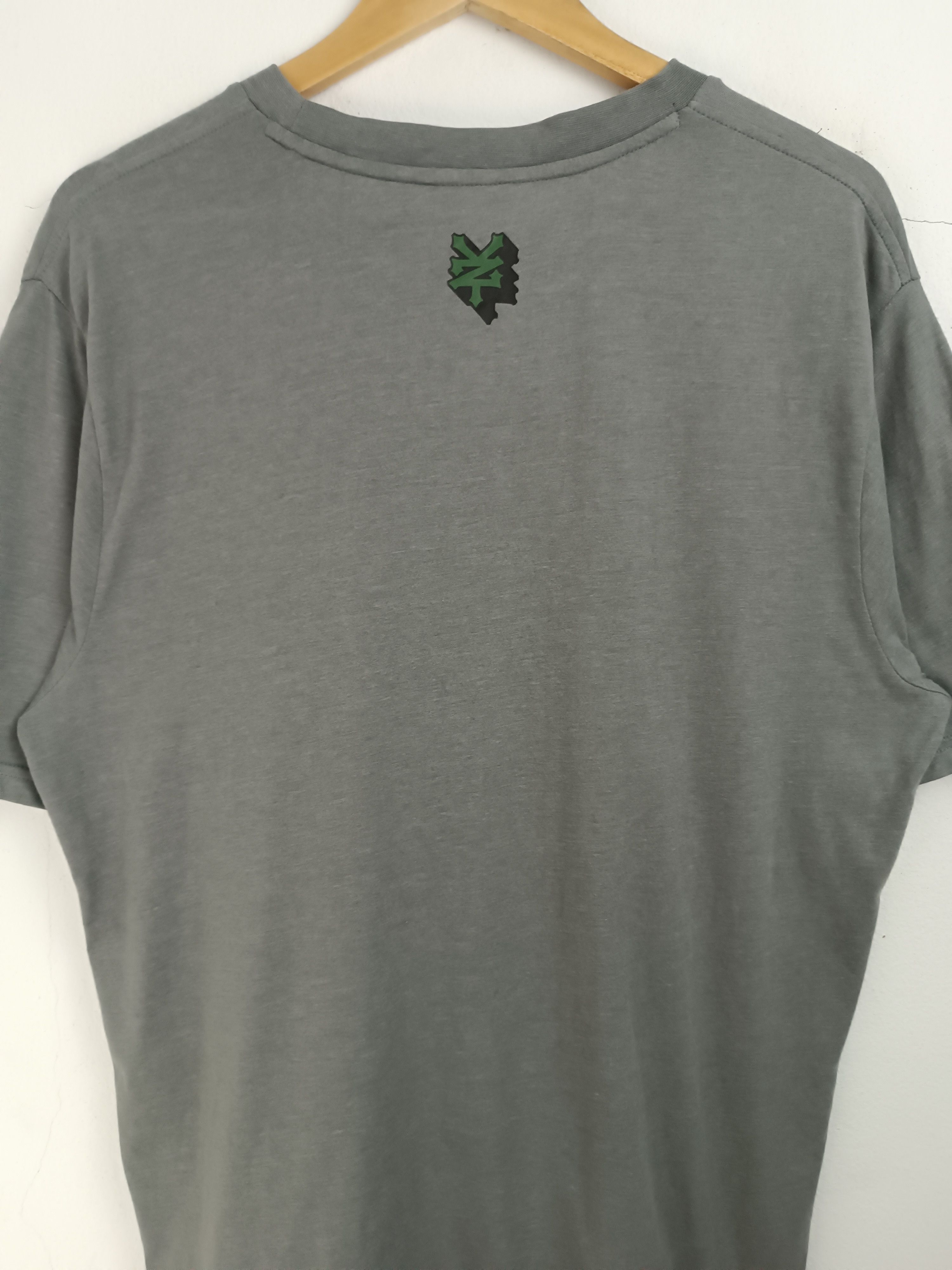 Vintage VINTAGE ZOO YORK SPELLOUT LOGO SKATE BMX PUNK GRUNGE TEE Size US L / EU 52-54 / 3 - 15 Thumbnail