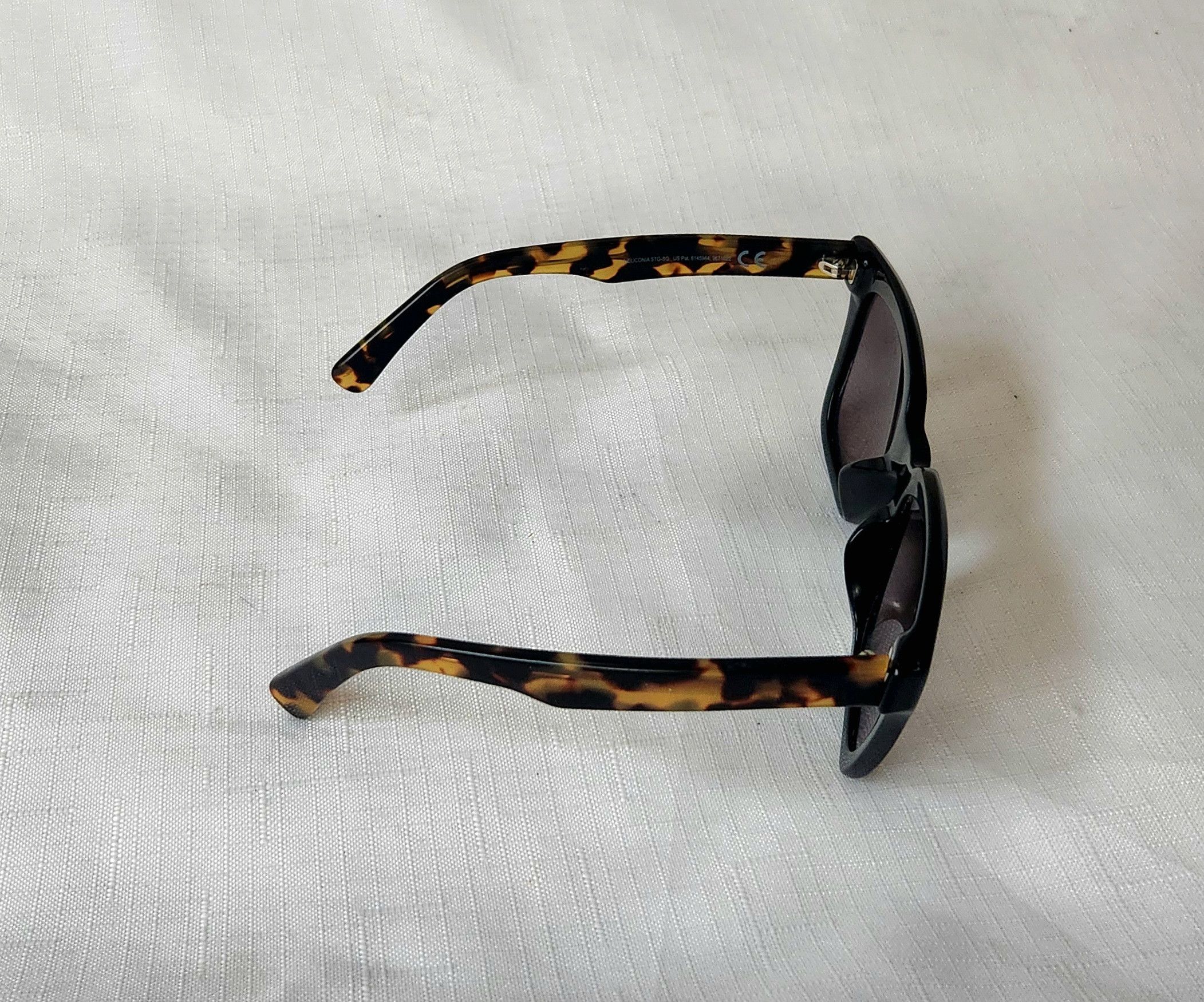 Maui Jim Maui Jim Heliconia MJ 739-02B Square Black Sunglasses Size ONE SIZE - 2 Thumbnail