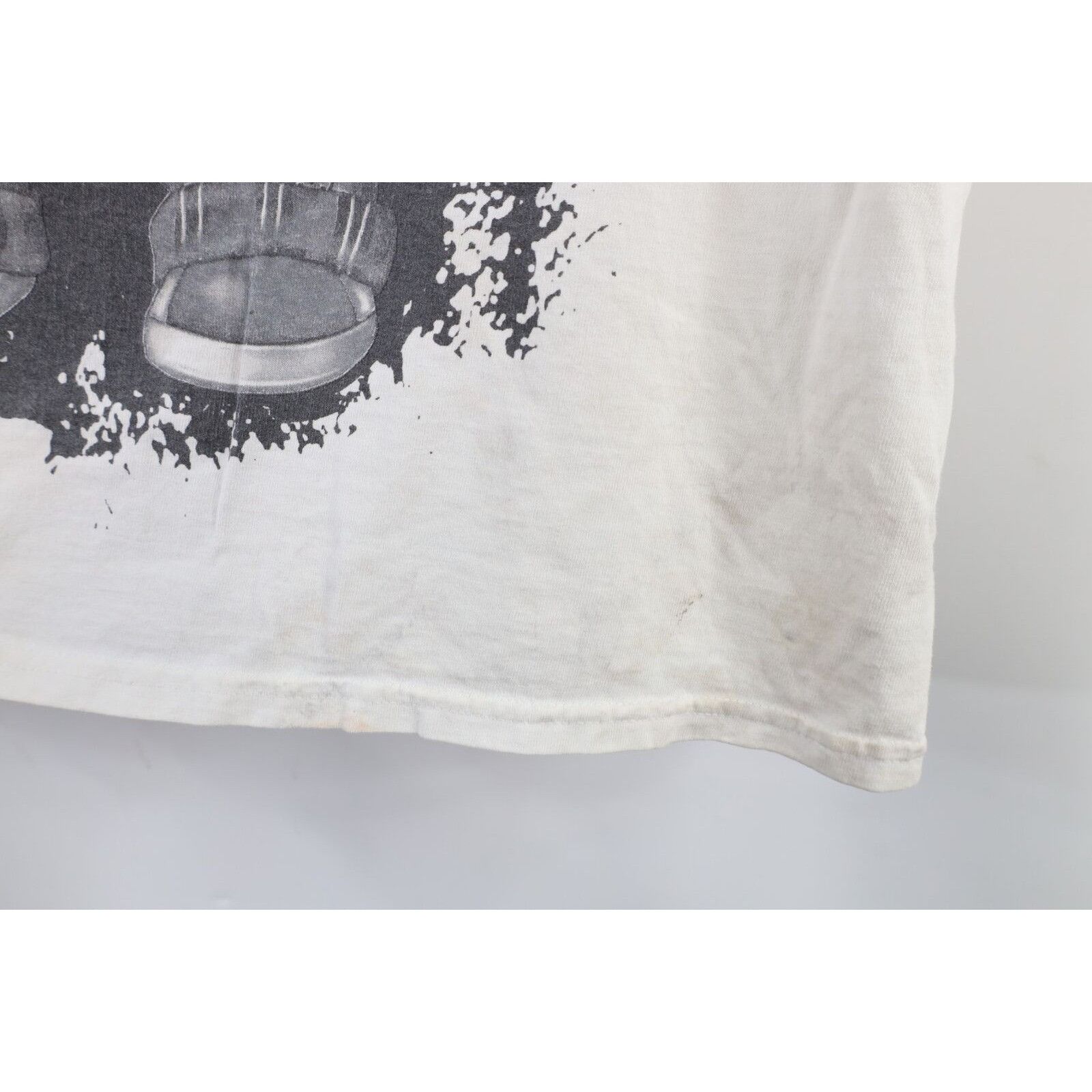 Vintage Vintage 90s Distressed Bride of Chucky Movie T-Shirt Size US XL / EU 56 / 4 - 4 Thumbnail