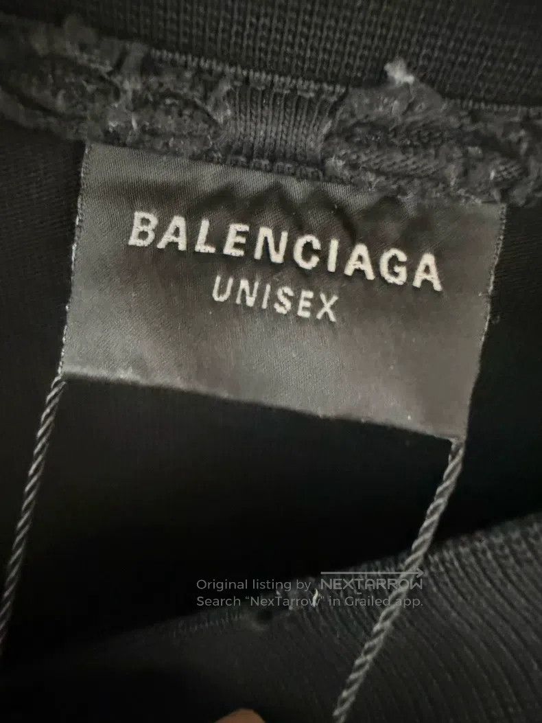 Balenciaga Balenciaga Eiffel Tower Short Sleeve Destroyed Mud Dye Des Size US S / EU 44-46 / 1 - 3 Thumbnail