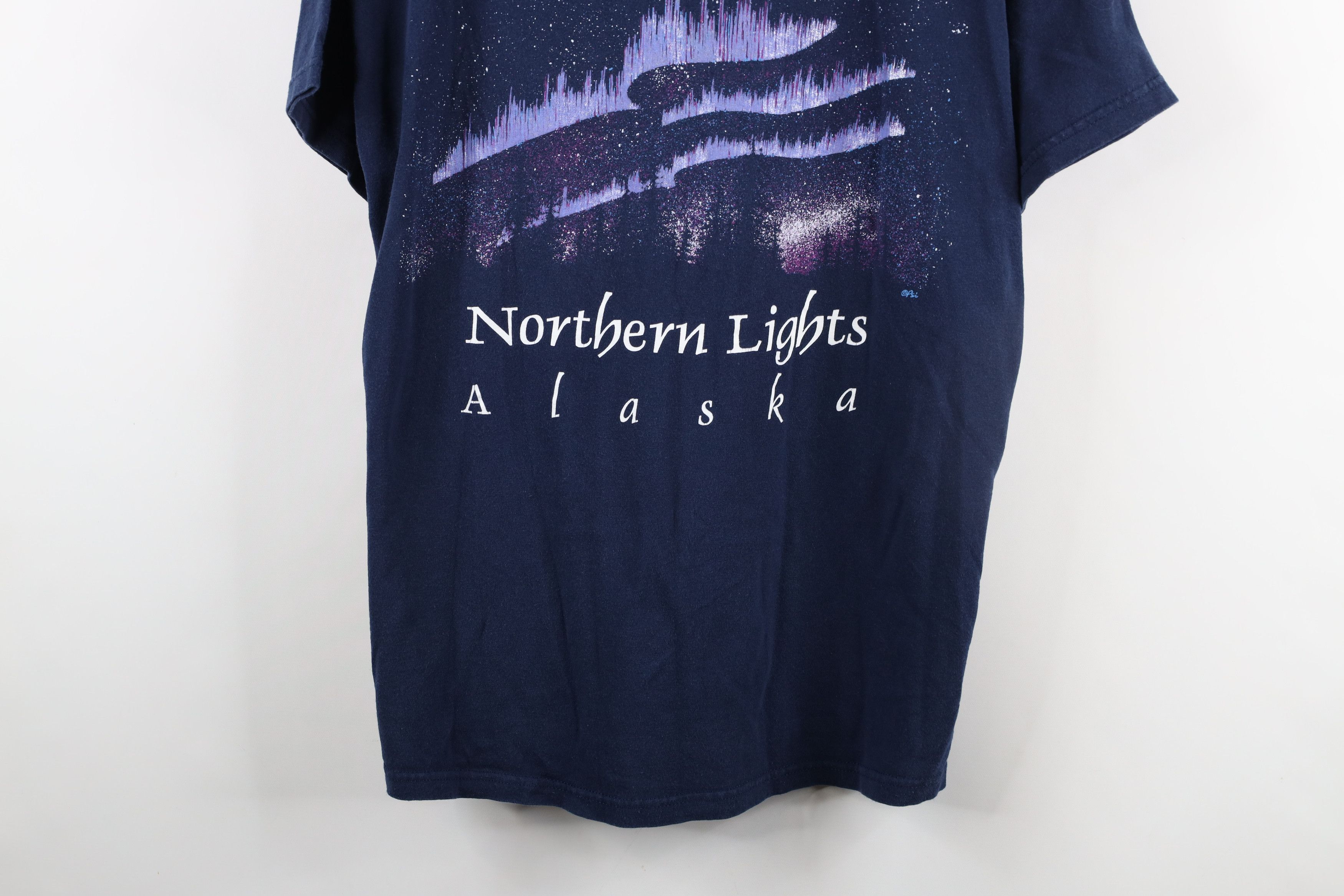 Vintage Vintage 90s Streetwear Northern Lights Alaska T-Shirt Blue Size US L / EU 52-54 / 3 - 3 Thumbnail