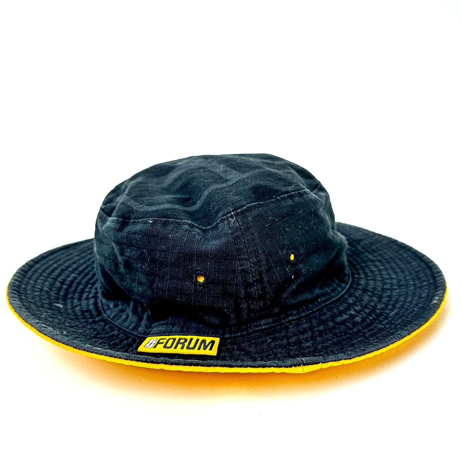 Vintage RARE Vintage 1996 FORUM Snowboard Reversible Bucket Hat Size ONE SIZE - 3 Thumbnail
