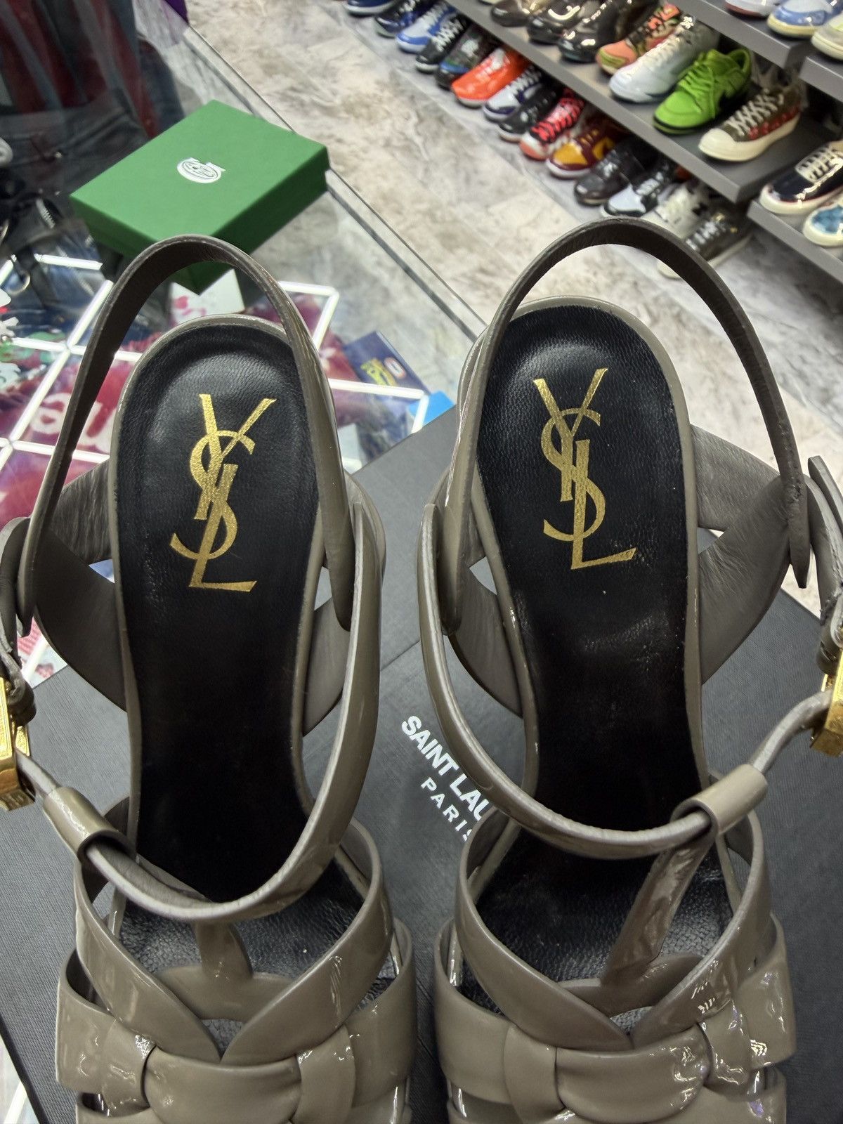 Yves Saint Laurent Yves Saint Laurent Patent Tribute Heels Size US 8.5 / IT 38.5 - 5 Thumbnail