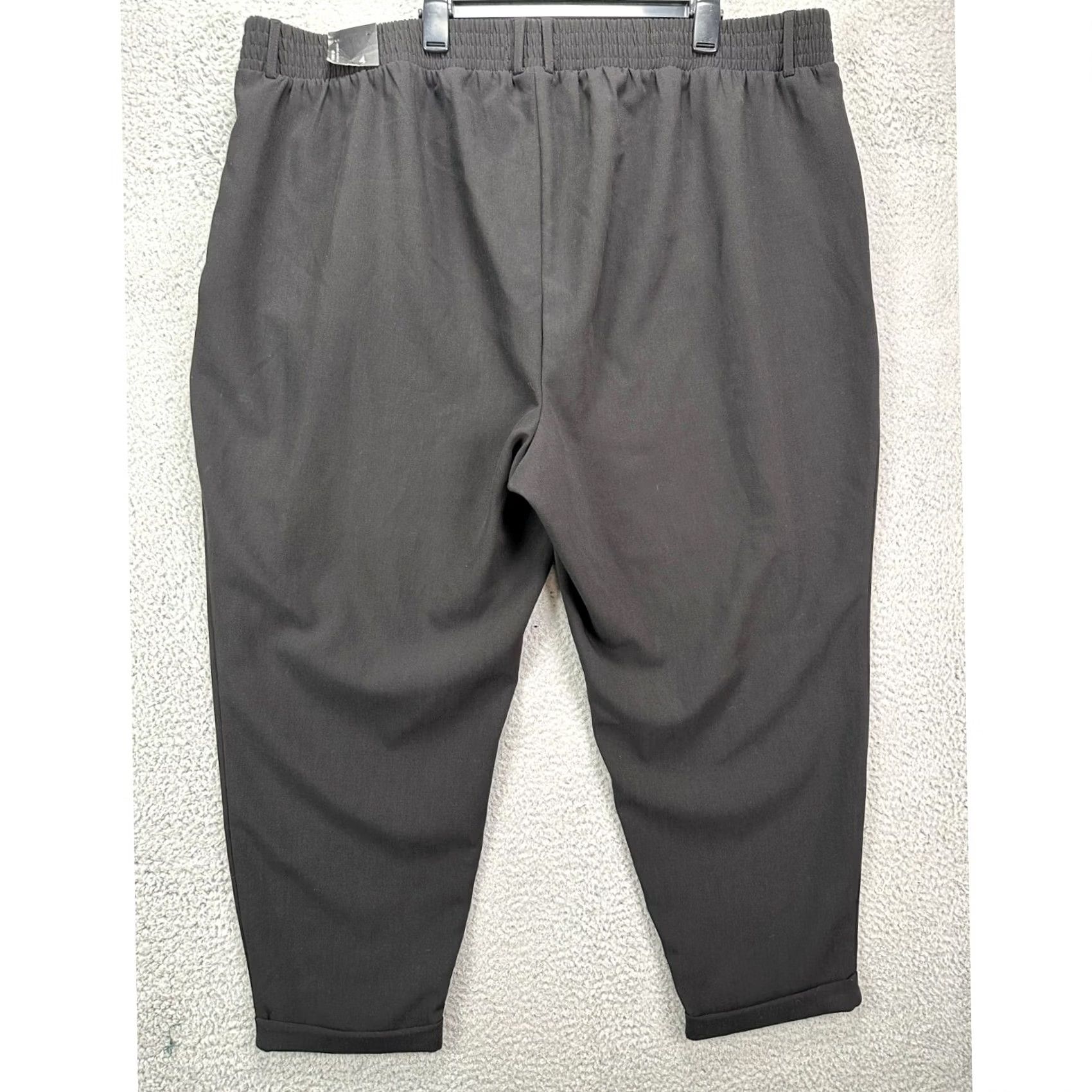Torrid Torrid Cropped Pants Womens 4 Black Pull On Pleated Elastic Waist High Rise NEW Size 27" / US 4 / IT 40 - 3 Thumbnail