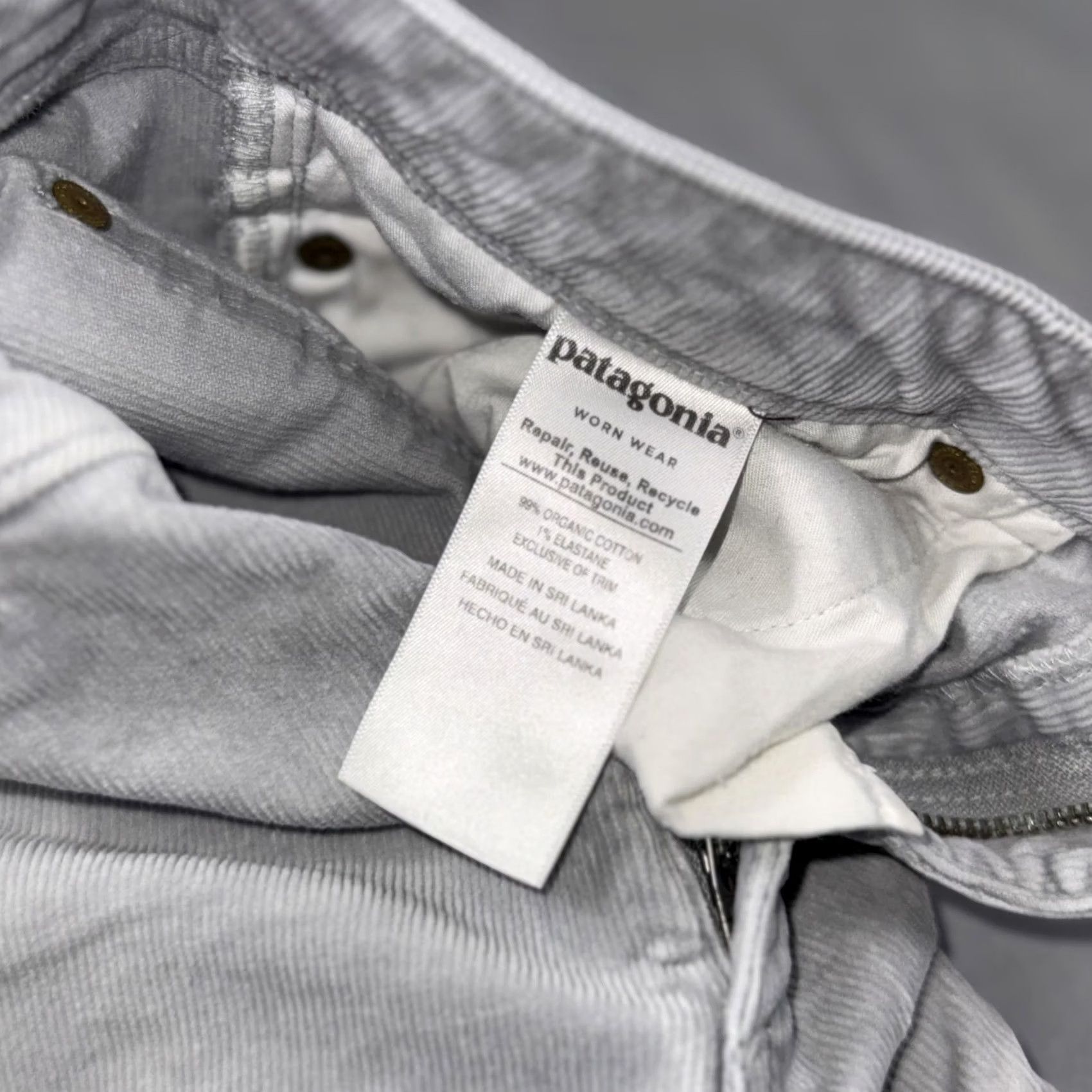 Patagonia Patagonia Pants Mens 29x31 Gray Corduroy Slim Fit 5 Pocket Casual Chino Straight Leg Winter Casual Mens Size US 29 - 3 Thumbnail