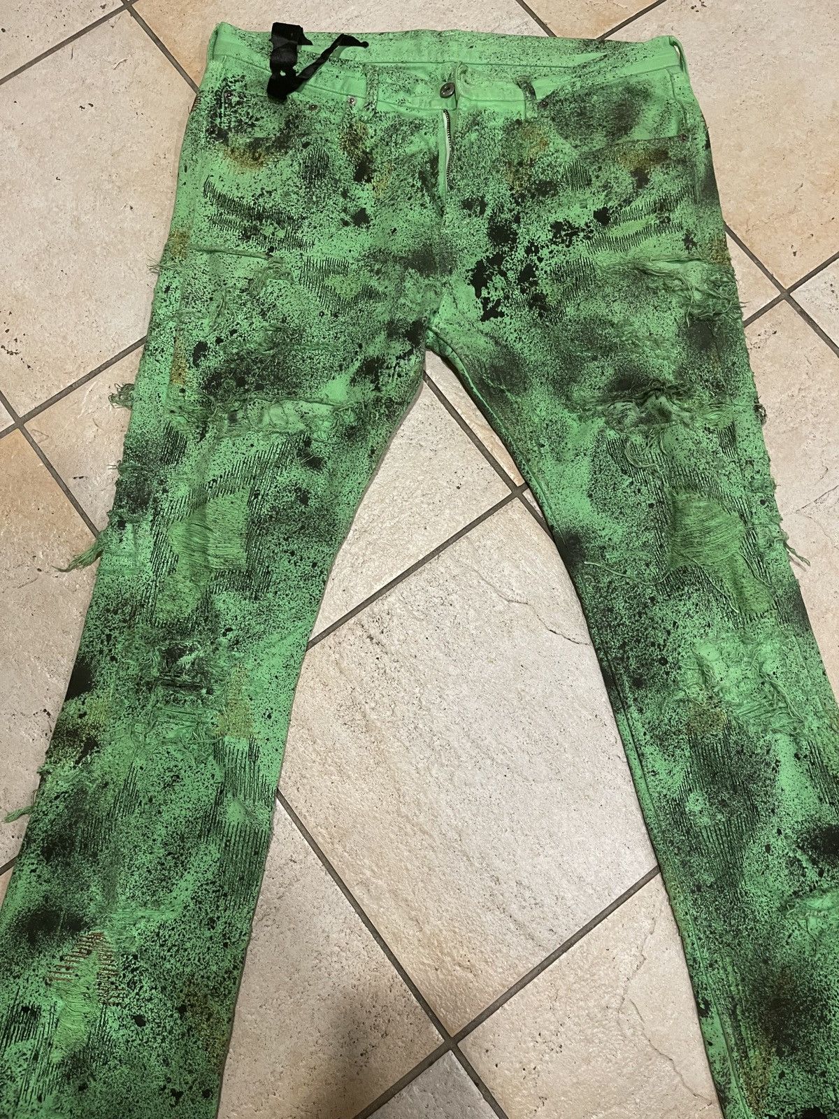Vlone Vlone Scab Green Splatter Bari Personal Size US 34 / EU 50 - 3 Thumbnail