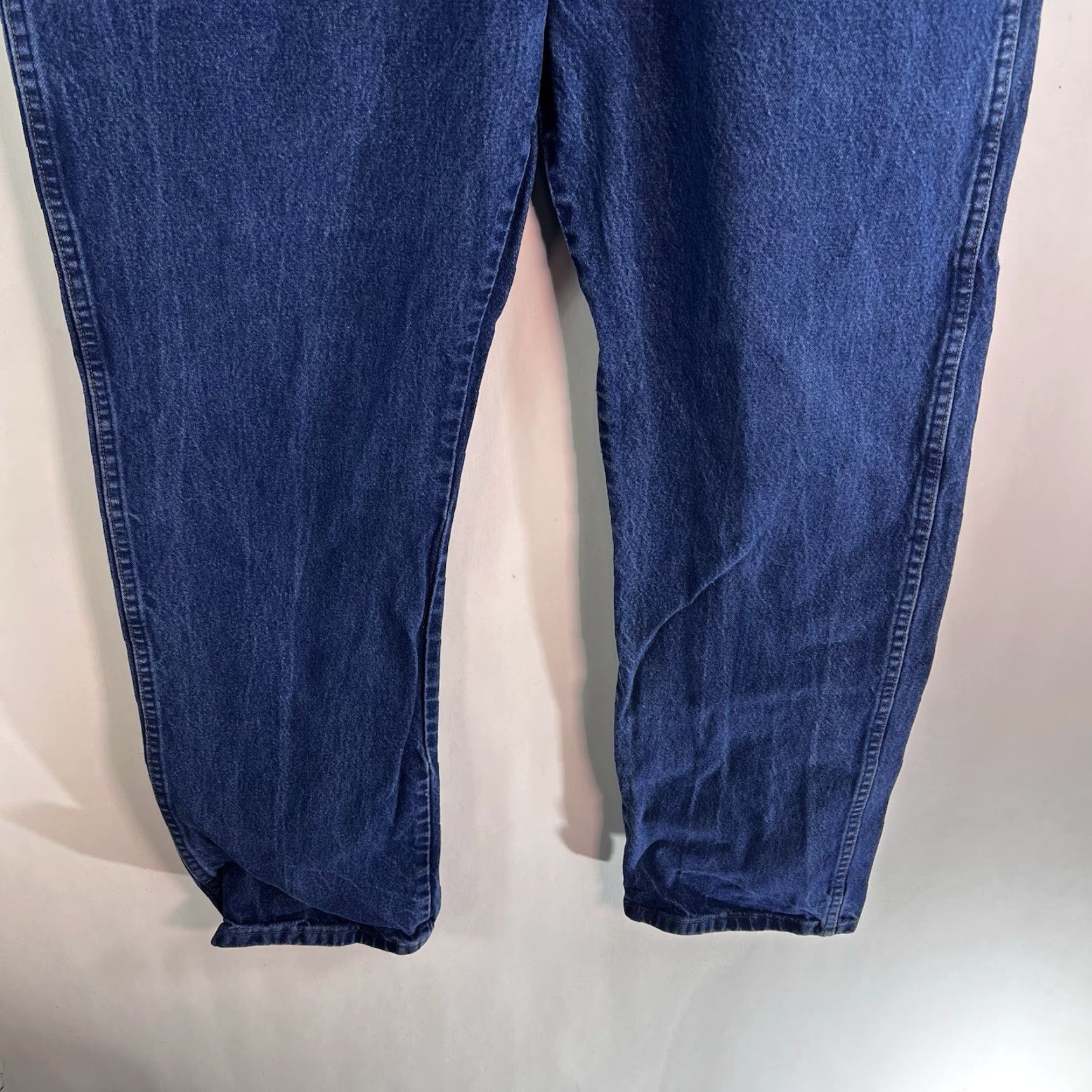 Wrangler VINTAGE Wrangler Jeans Men's Size 46 Blue Denim Straight Leg Relaxed Fit 90s Casual Size US 30 / EU 46 - 4 Thumbnail