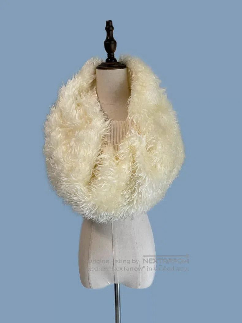 Issey Miyake Issey Miyake Fur Collar Scarf Size ONE SIZE - 1 Thumbnail