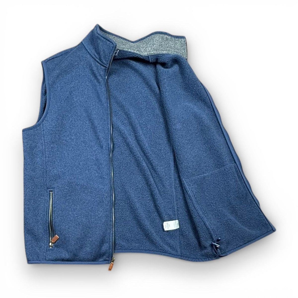 Vineyard Vines Vineyard Vines Blue Full Zip Vest Standup Collar Size Medium Size US M / EU 48-50 / 2 - 5 Thumbnail