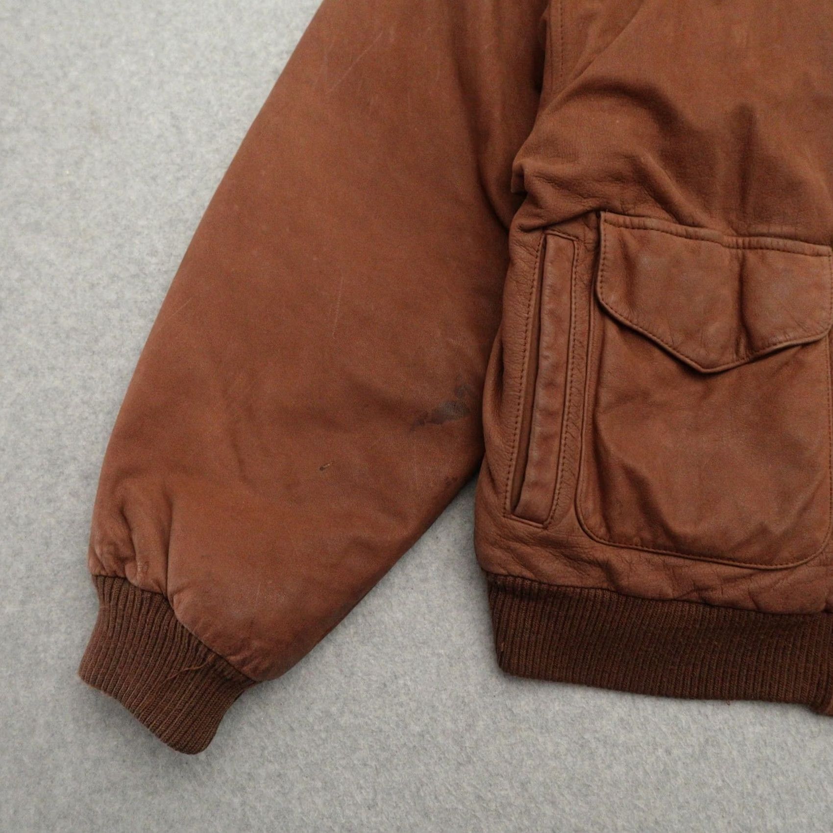 G-III Vintage Global Identity GIII Leather Bomber Aviator Jacket Brown Medium (22X25) Size US M / EU 48-50 / 2 - 7 Thumbnail