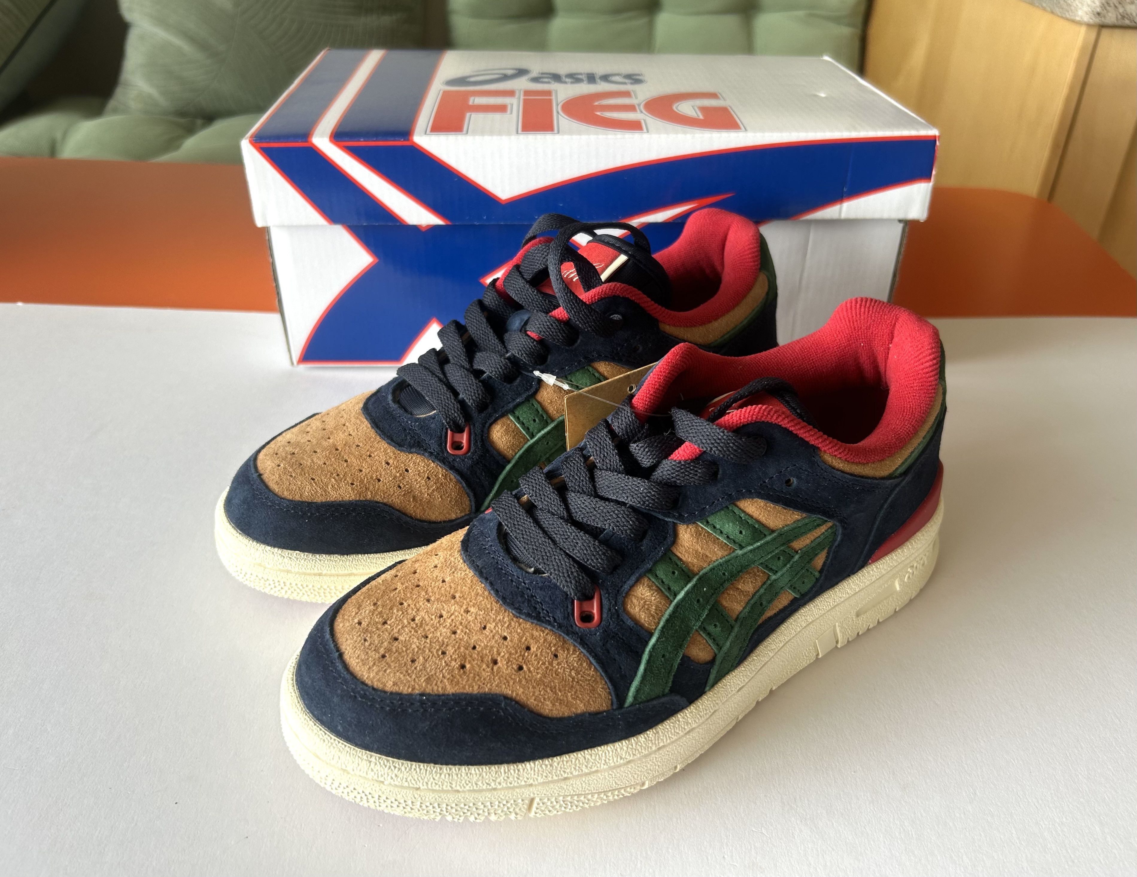 Asics × Kith ASICS Kith EX89 Outdoor Kithmas Size US 5 / EU 37 - 8 Thumbnail