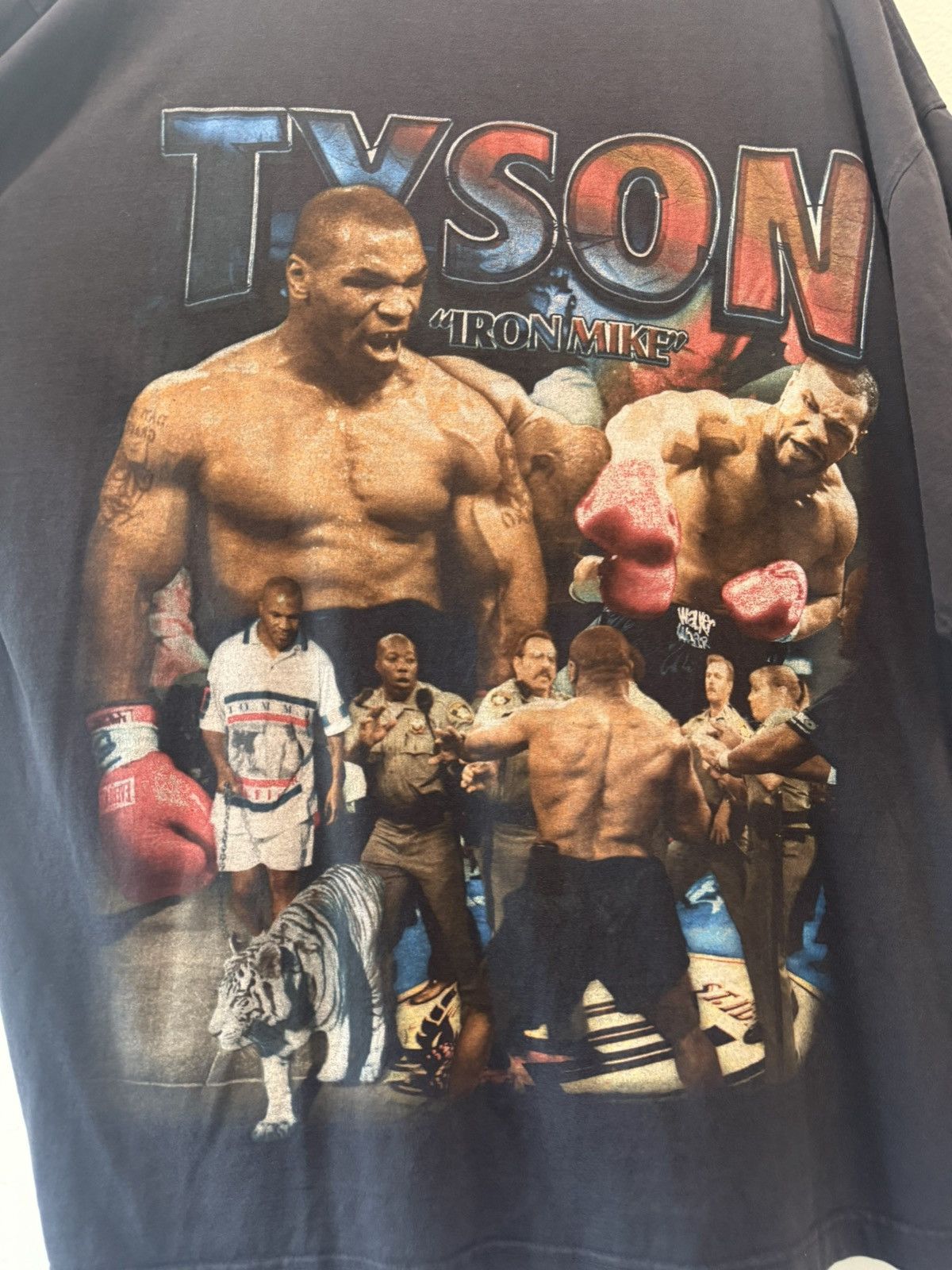 Marino Morwood Marino Morwood Mike Tyson Size US XL / EU 56 / 4 - 2 Thumbnail