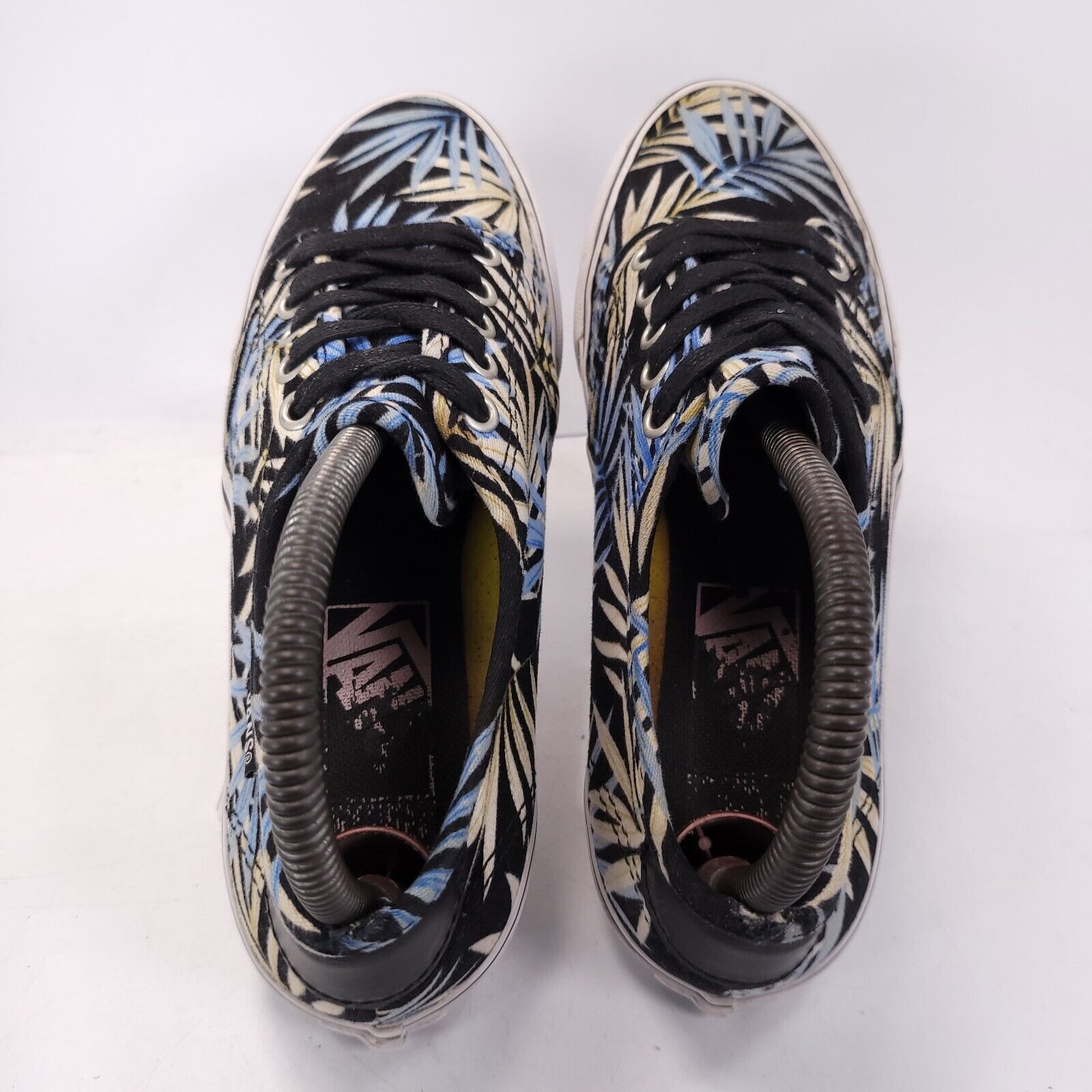 Vans Vans Off the Wall Lace Up Shoe Womens Size 7 721356 Black Size US 7 / IT 37 - 4 Thumbnail