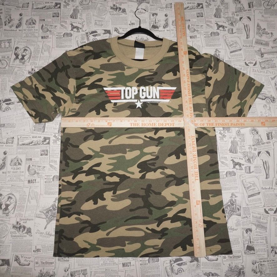 Giant XL - Vintage Y2K top gun giant 2006 Paramount camo t-shirt Size US XL / EU 56 / 4 - 4 Thumbnail