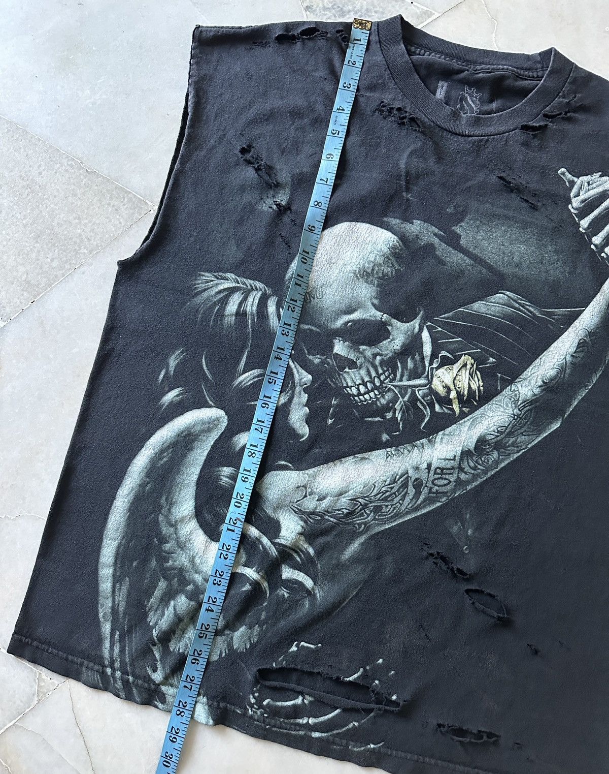 Japanese Brand OG ABEL SKULLS ART THRASHED TOP TANK SHIRT Size US XL / EU 56 / 4 - 7 Thumbnail