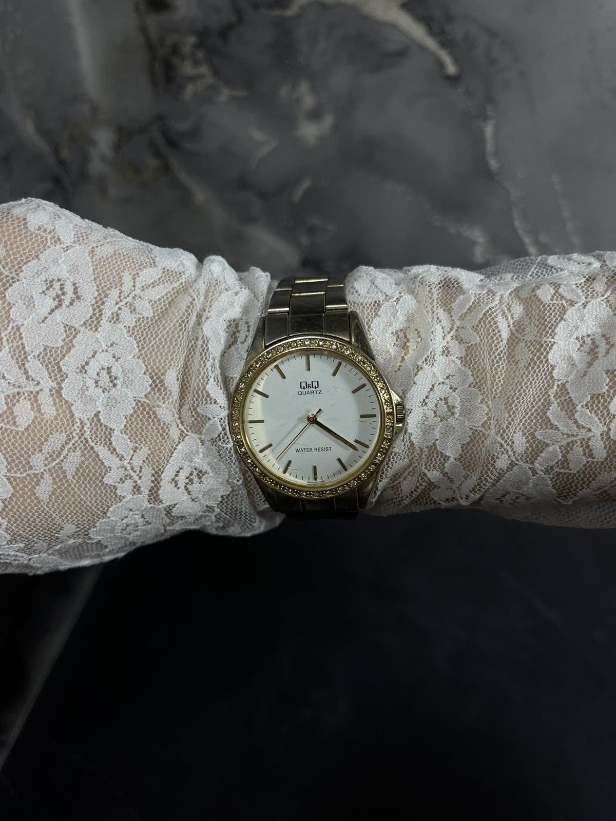 Hysteric Glamour Q&Q Gold-Tone Rhinestone Watch, Japan Quartz, Vintage Style Size ONE SIZE - 1 Thumbnail