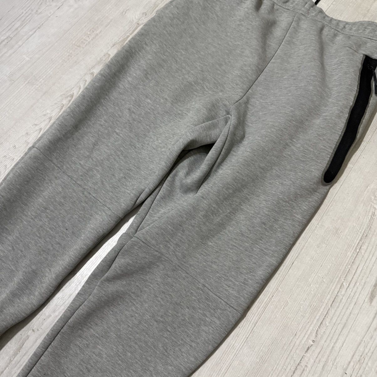 Nike Nike Tech Fleece Pants Grey Streetwear Drill Sweatpants Size US 30 / EU 46 - 11 Thumbnail