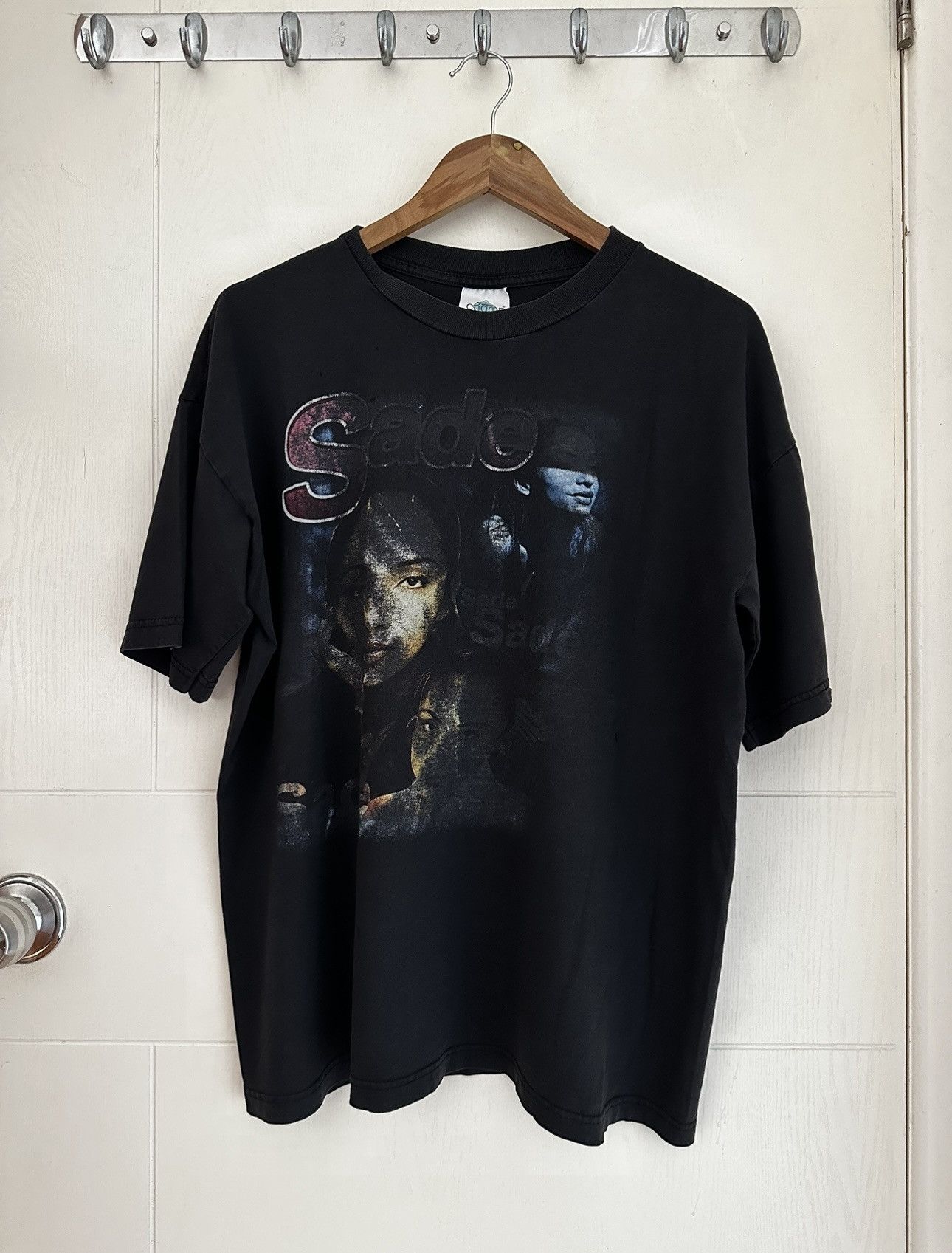 Vintage Vintage Sade tee Size US L / EU 52-54 / 3 - 2 Thumbnail