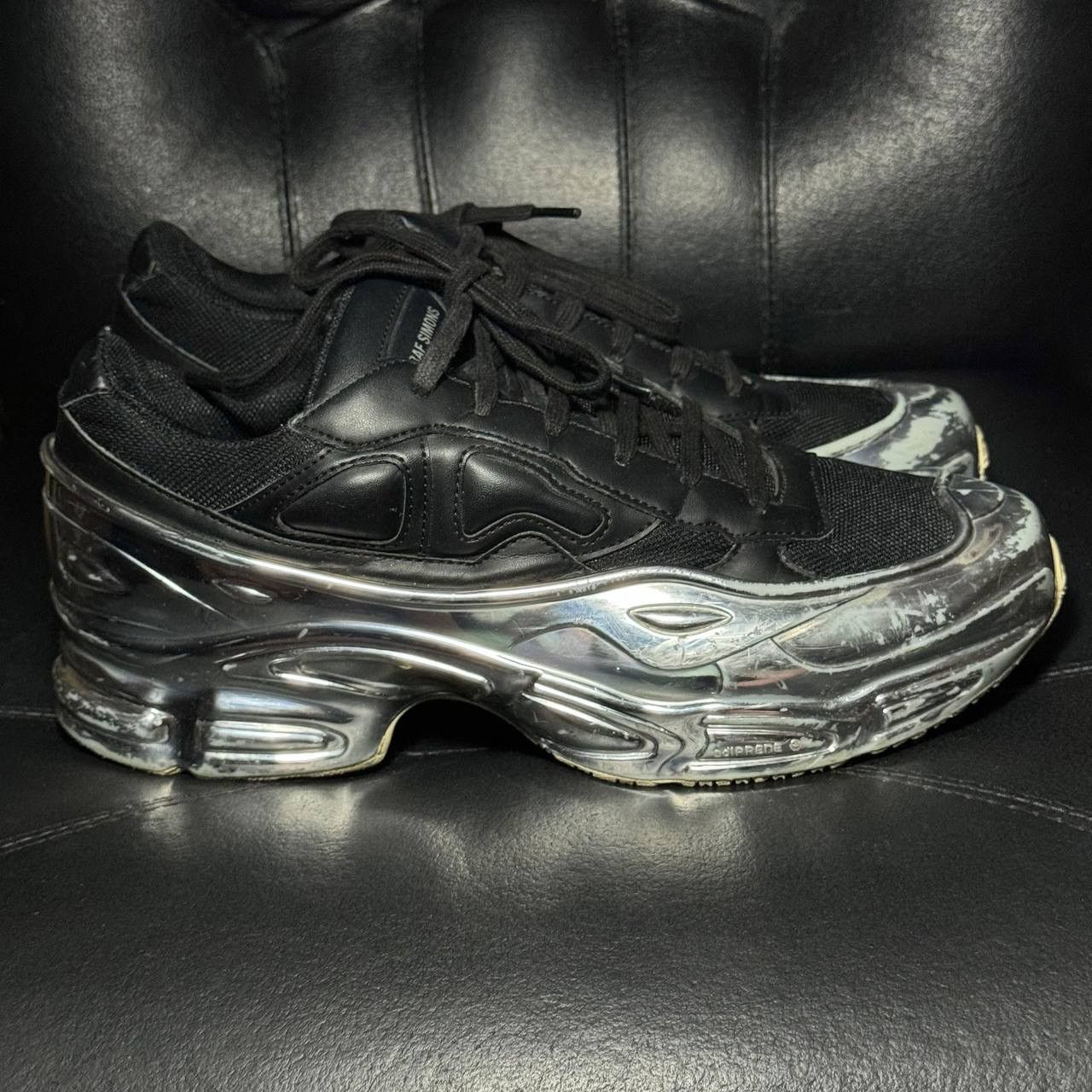 Adidas × Raf Simons adidas raf simons ozweego metallic Size US 10 / EU 43 - 1 Thumbnail