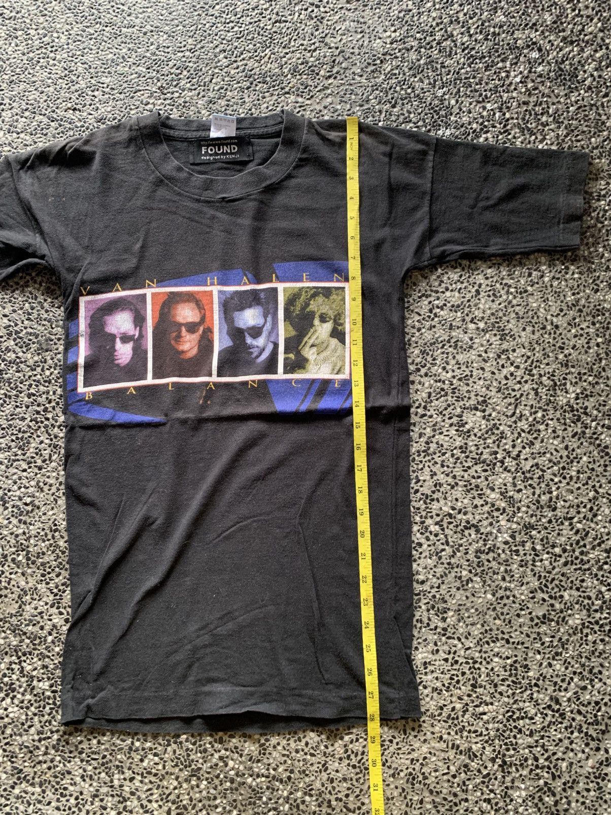 Band Tees × Vintage Vintage 90s Van Halen Balance Tour Rock Band T shirt Size US S / EU 44-46 / 1 - 10 Thumbnail