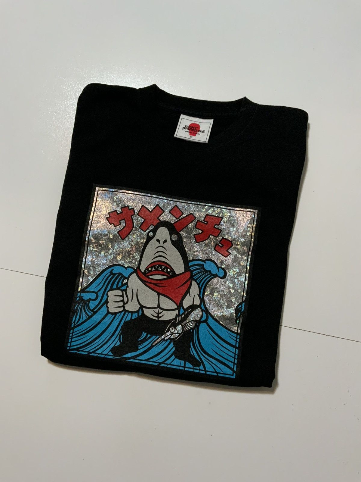 Japanese Brand Punk Drunkers Heroes Munchie Samenchu Shark Japan T-Shirt Size US XL / EU 56 / 4 - 1 Thumbnail