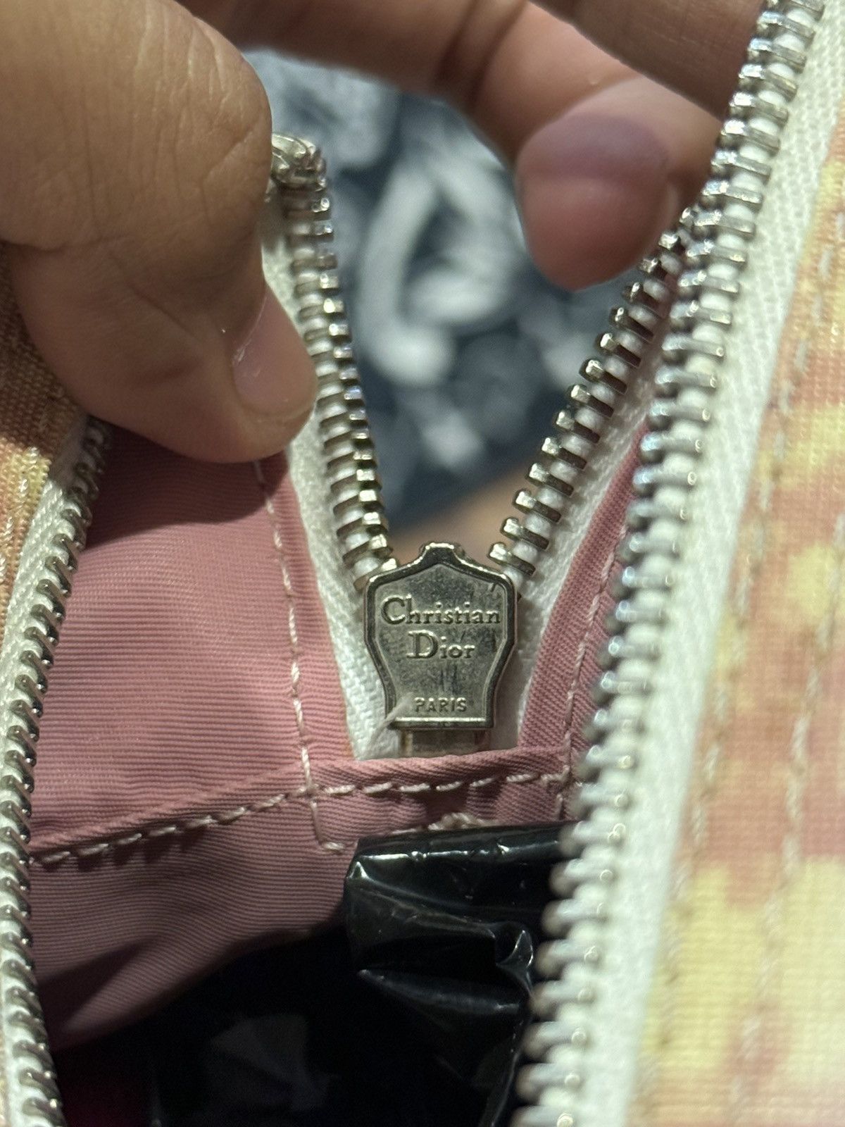Dior Vintage - Dior Trotter Pink Monogram Slingbag Size ONE SIZE - 15 Thumbnail