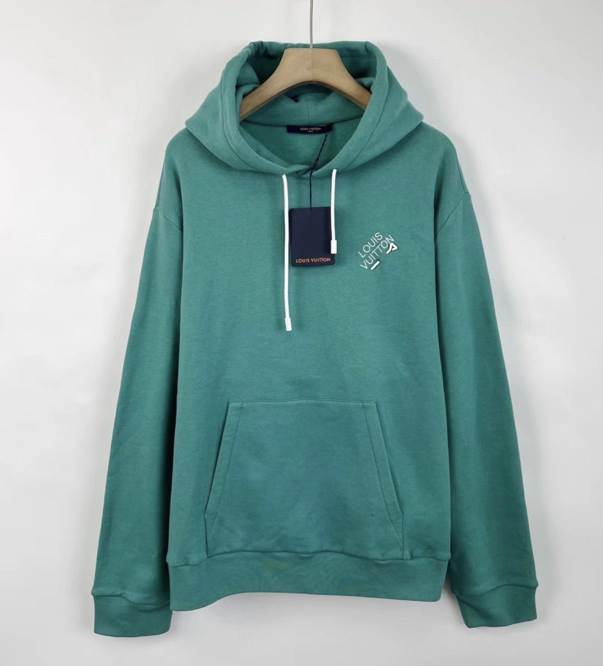 Louis Vuitton LOUIS VUITTON / Pin Logo Embroidered Hoodie K12 Size US XXL / EU 58 / 5 - 1 Thumbnail