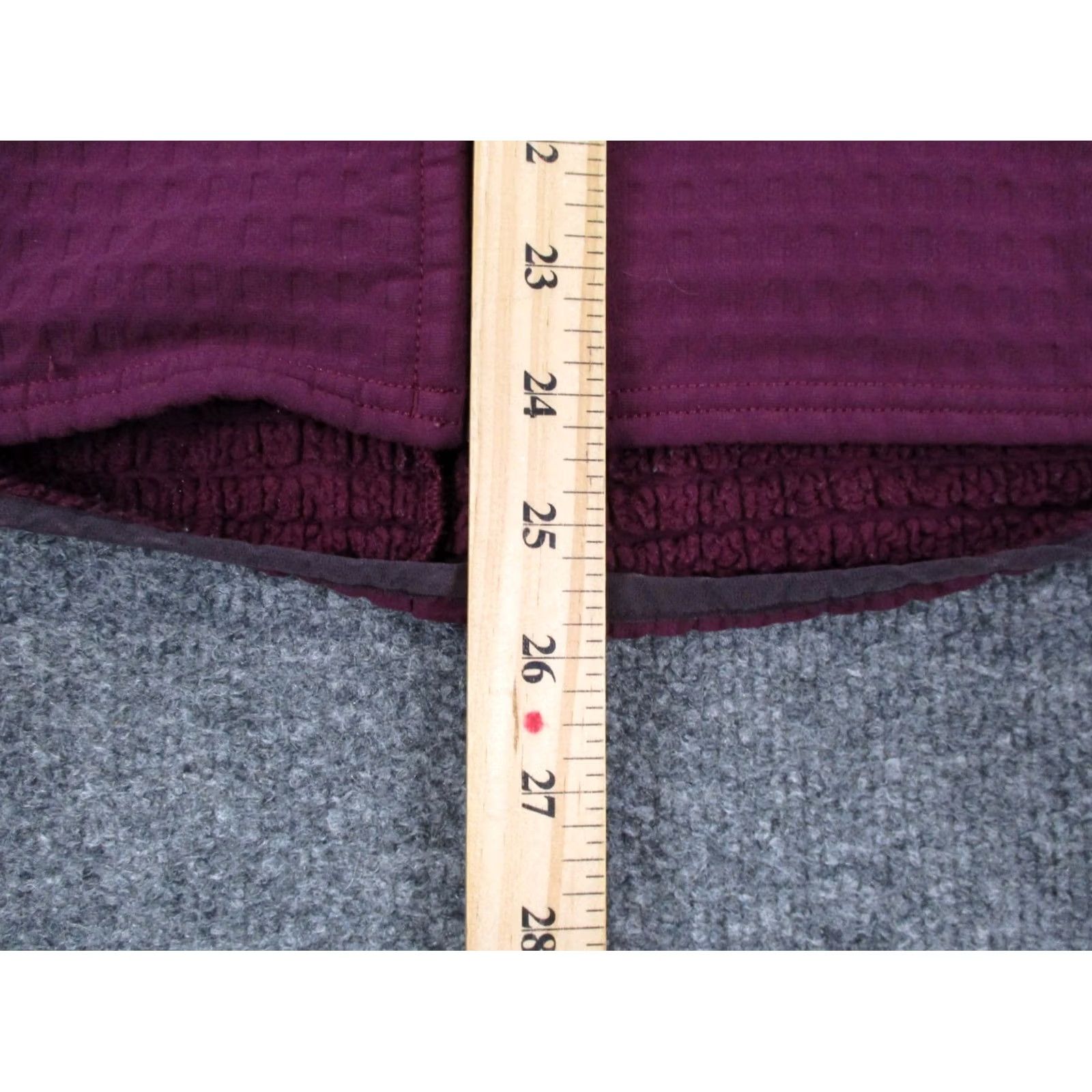 Patagonia Patagonia Jacket Womens XS Purple Regulator Outdoor Coat Sweater Hiking Camping Size XS / US 0-2 / IT 36-38 - 4 Thumbnail