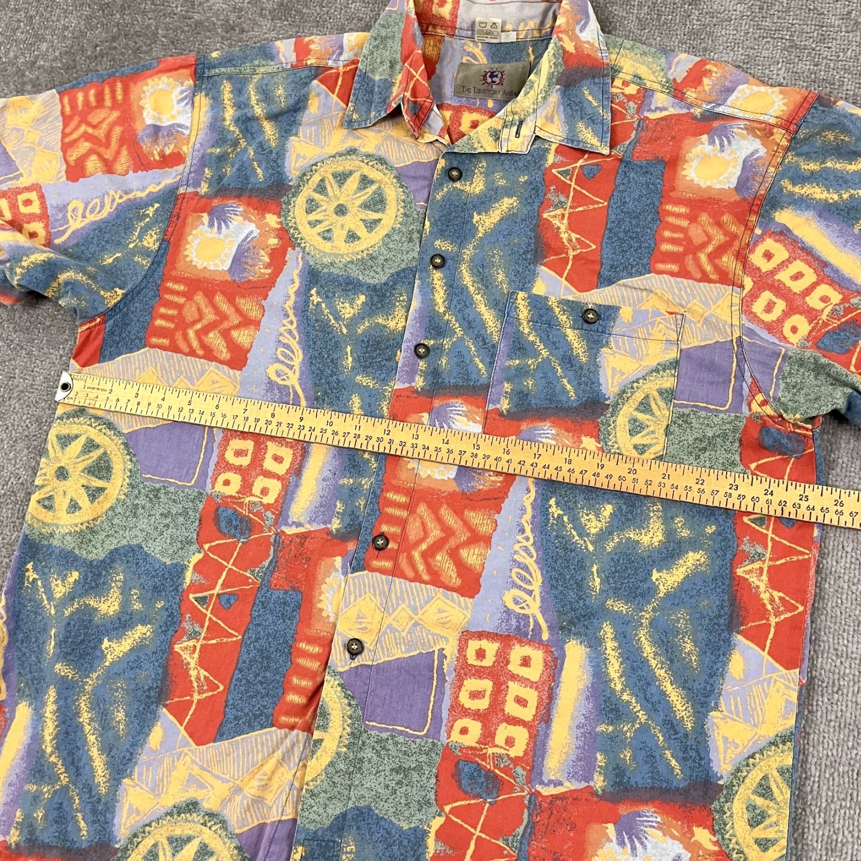 The Territory Ahead VINTAGE Territory Ahead Mens Shirt XL Geometric Abstract Short Sleeve Button Up Casual Travel Retro 2000s Size US XL / EU 56 / 4 - 4 Thumbnail
