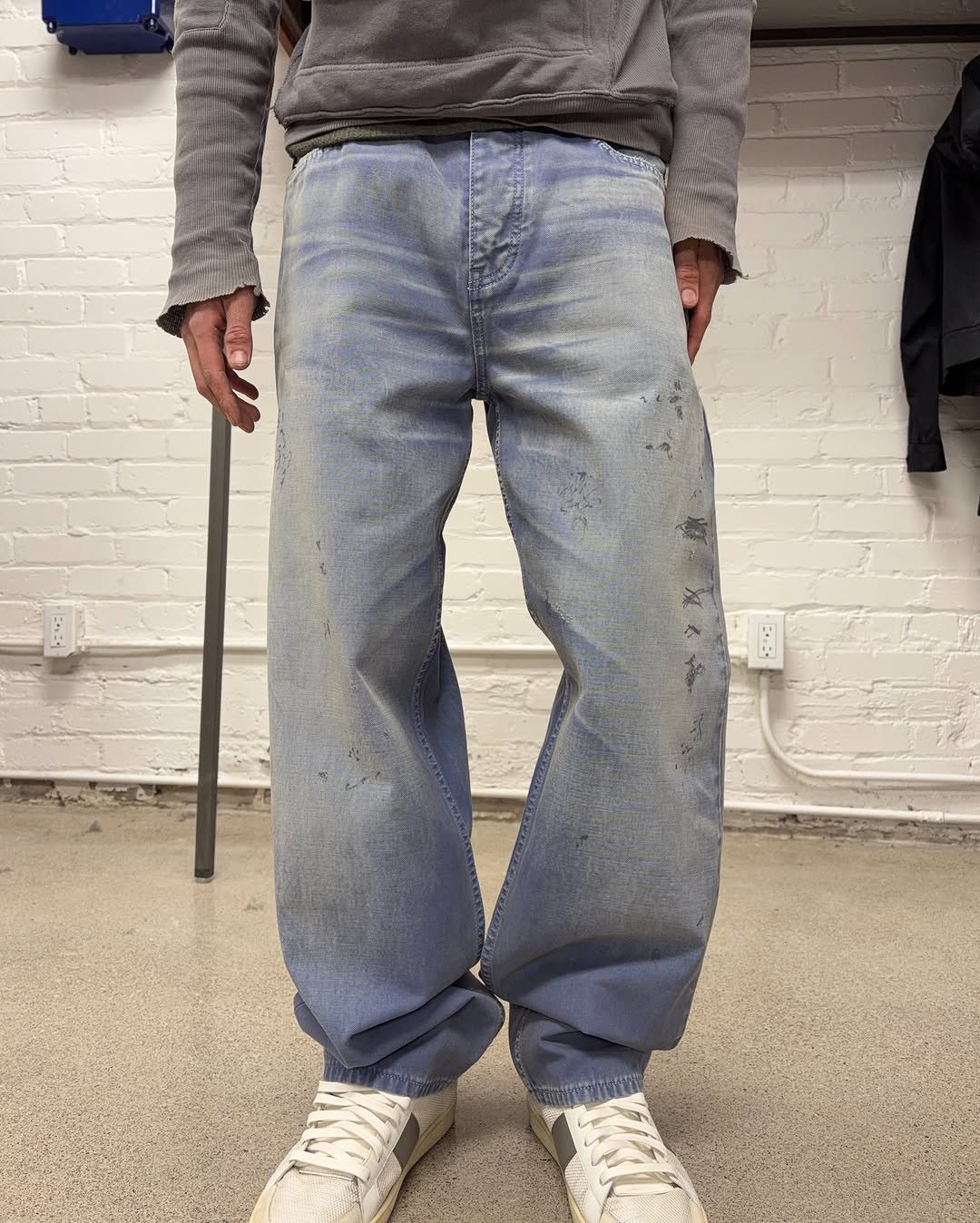 Balenciaga Workwear Purple Distressed Loose Fit Jeans Size 32" / US 10 / IT 46 - 2 Thumbnail