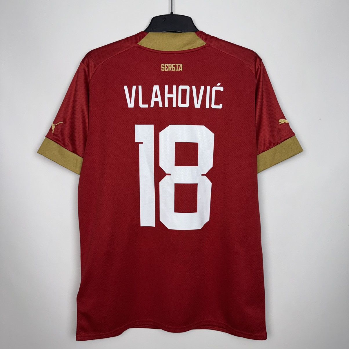 Puma SERBIA 2022 2023 HOME FOOTBALL SOCCER JERSEY #18 VLAHOVIC Size US M / EU 48-50 / 2 - 1 Thumbnail
