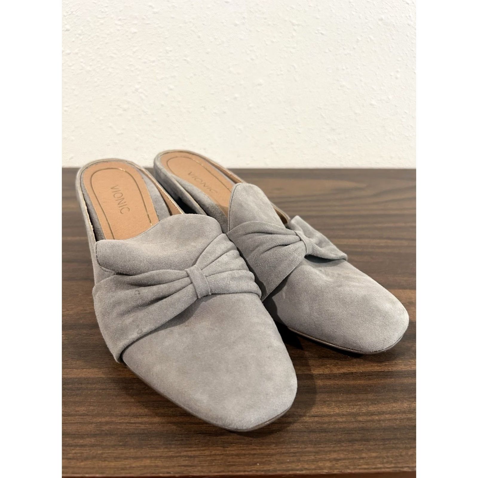 Vionic Vionic Presley Suede Mules Block Heel Slip On Loafers Grey 8 Womens Arch Support Bow Size US 8 / IT 38 - 2 Thumbnail