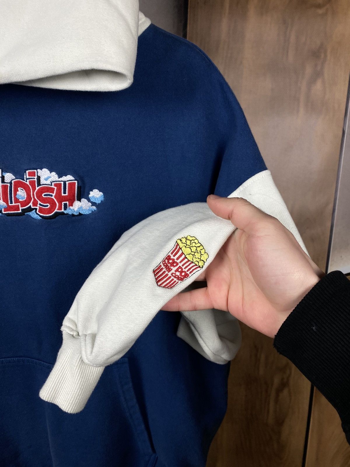 CHILDS 🌁Vintage Hoodie Childish Theme Park Baggy Oversized VTG Tee🌁 Size US S / EU 44-46 / 1 - 9 Thumbnail