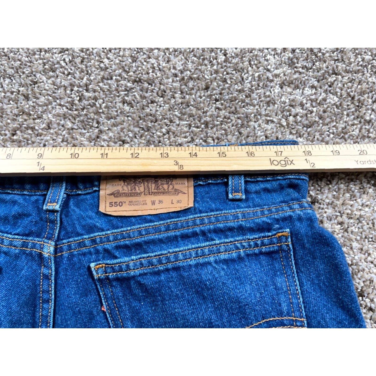 Levi's VINTAGE Levi's 550 Jeans Tapered Fit Men's 36 x 29 Blue Denim 90s Retro Grunge Size US 36 / EU 52 - 6 Thumbnail