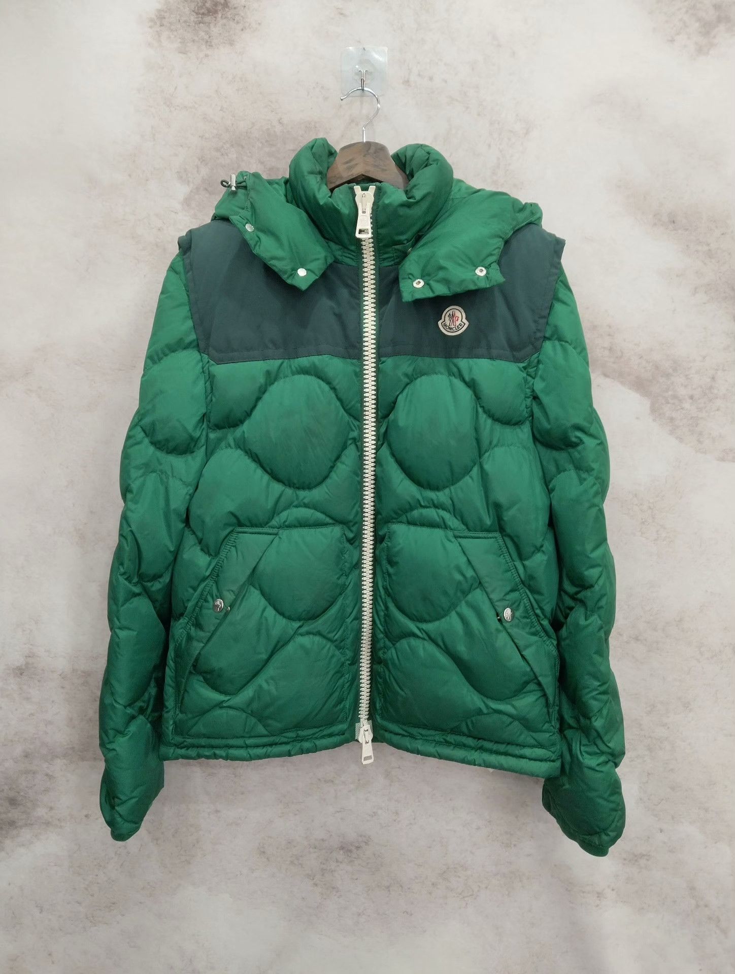 Moncler Moncler Down Heavy Coat L Men Size US L / EU 52-54 / 3 - 1 Thumbnail