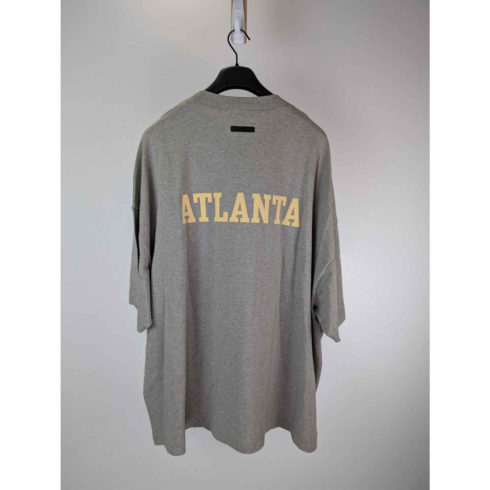 Fear of God o1rshd1 Atlanta Hawks NBA Tee Shirt in Dark Heather Size US XXL / EU 58 / 5 - 15 Thumbnail