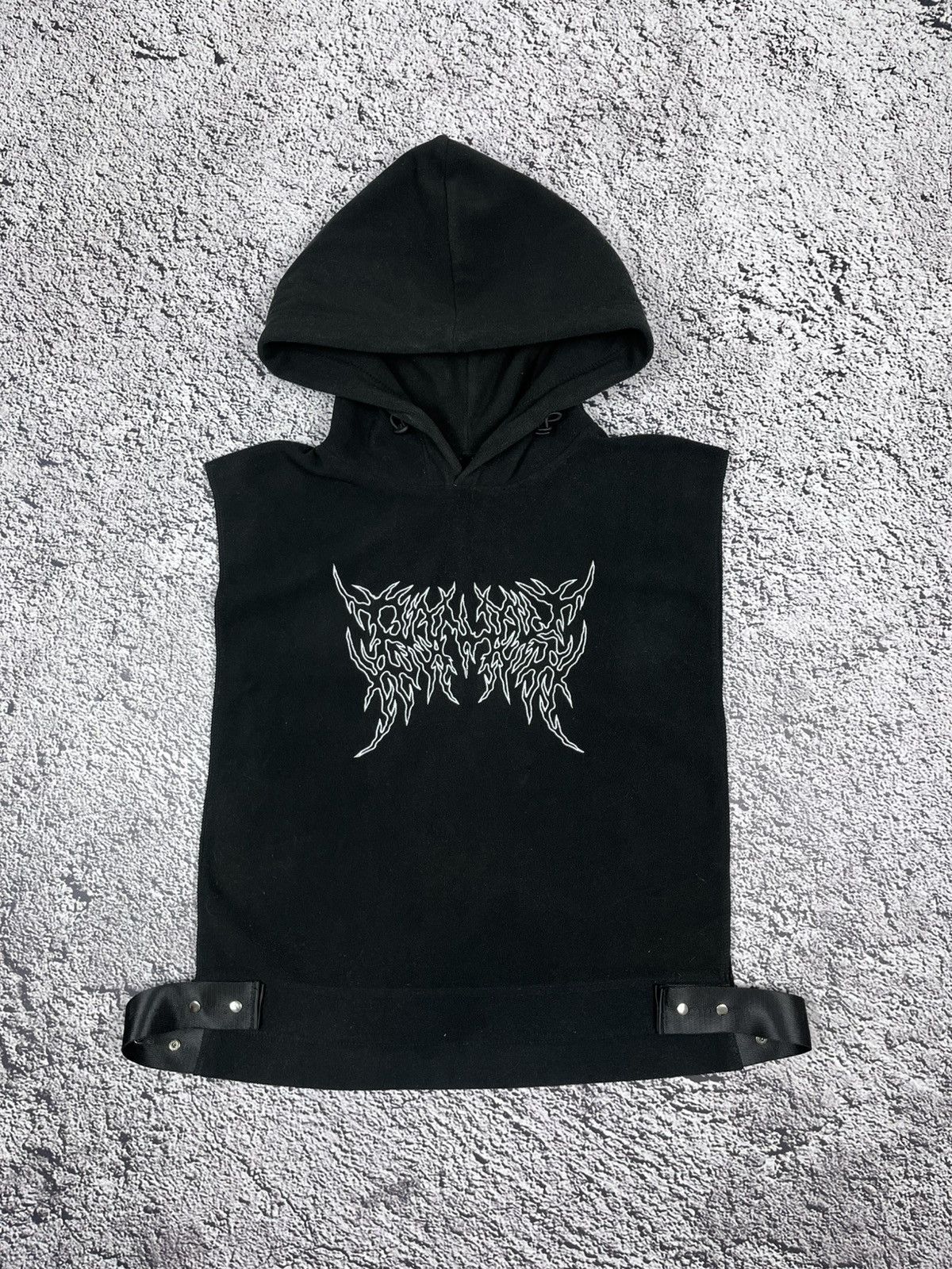 Japanese Brand Vintage Gothic Fleece Opium Hooded Vest Rock Rave Unisex Size US M / EU 48-50 / 2 - 1 Thumbnail