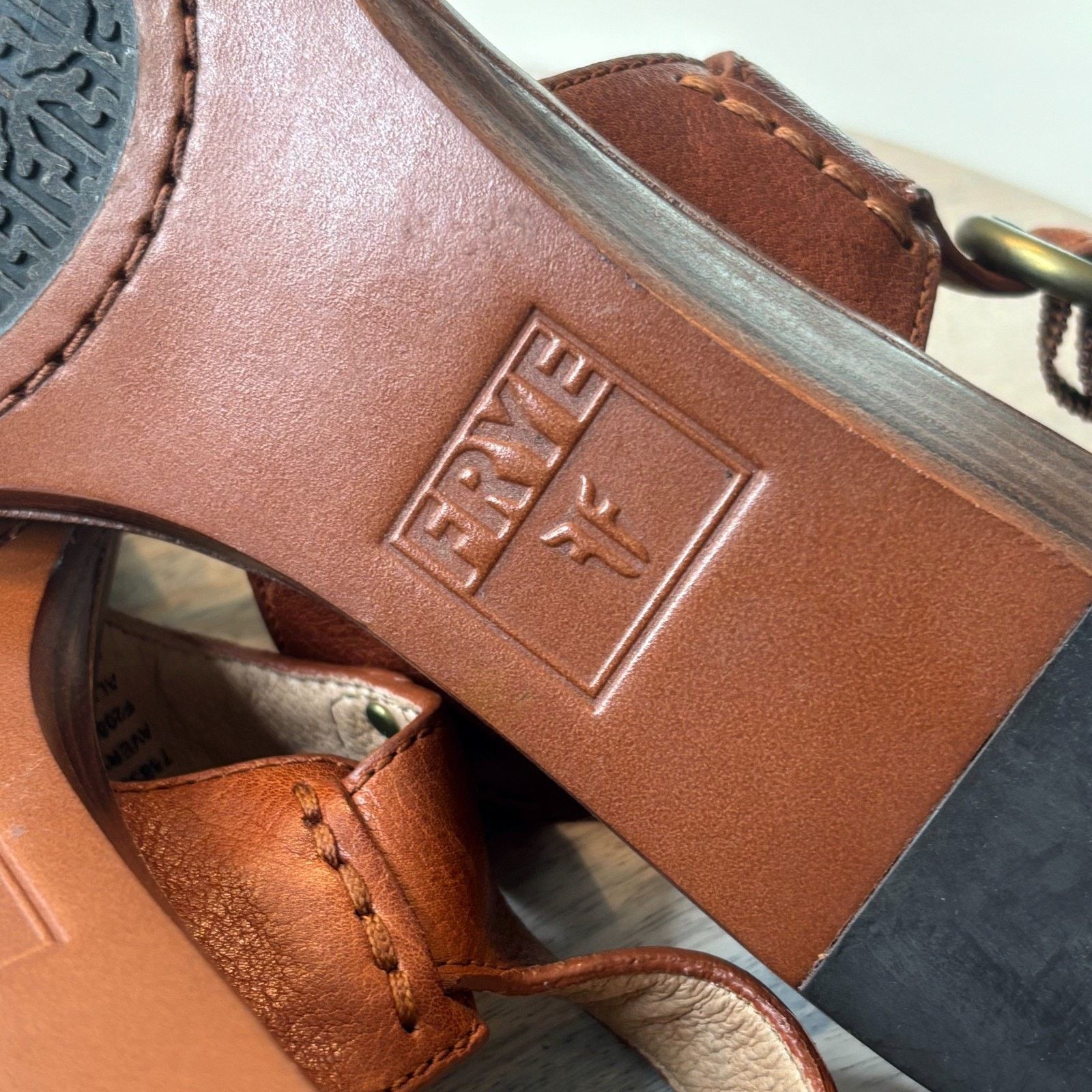 Frye Frye Avery Strap Leather Brown Leather Sandals Size 9M 9 M Size US 9 / IT 39 - 10 Thumbnail