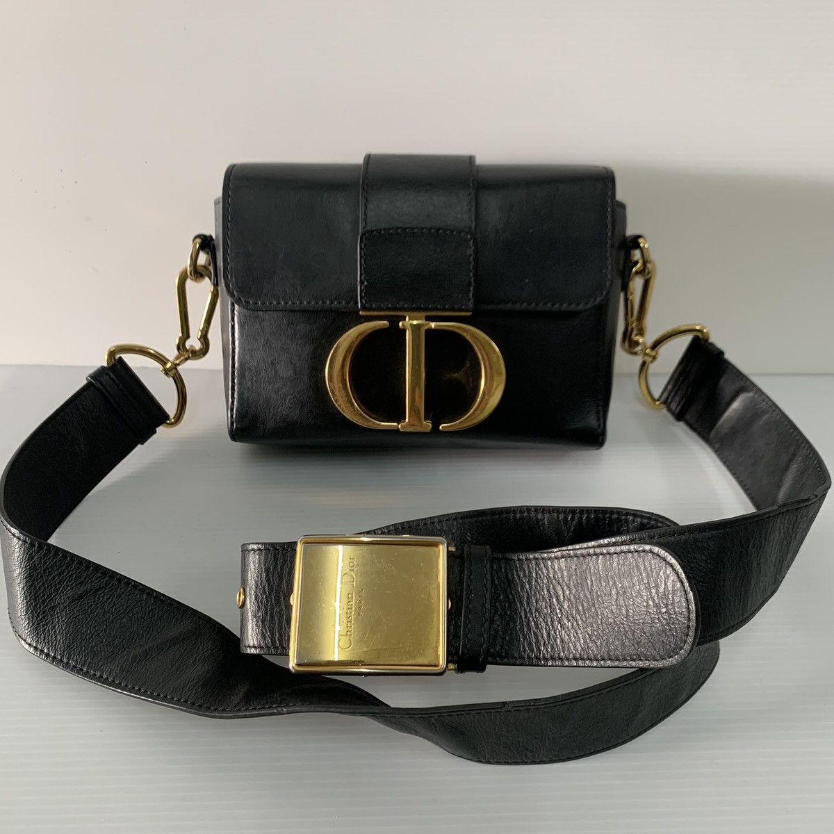 Dior Christian Dior Leather Black Crossbody Bag Size ONE SIZE - 1 Thumbnail